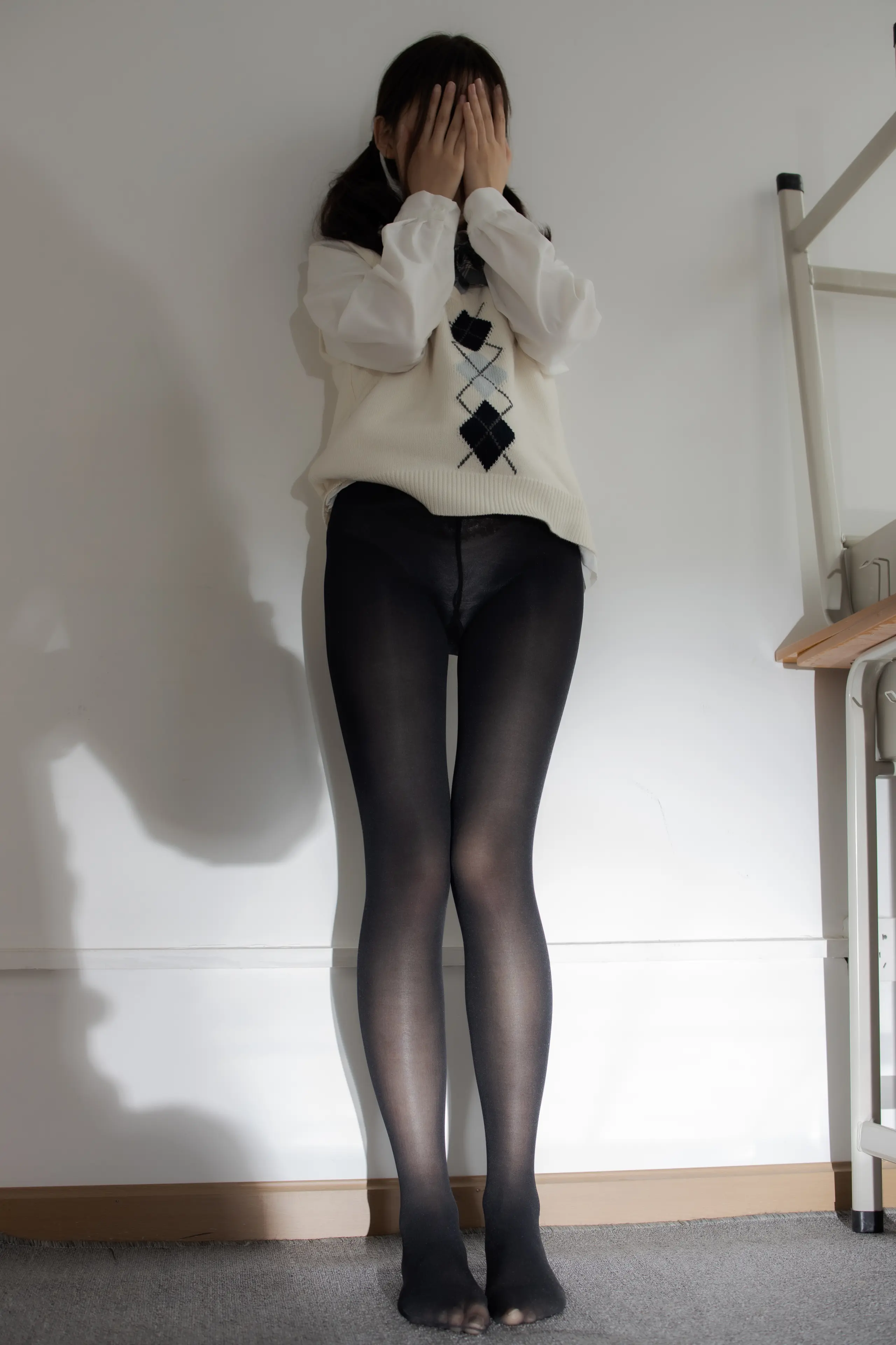 森萝财团 内部VIP系列 教室里诱人的黑丝学妹 [129P]