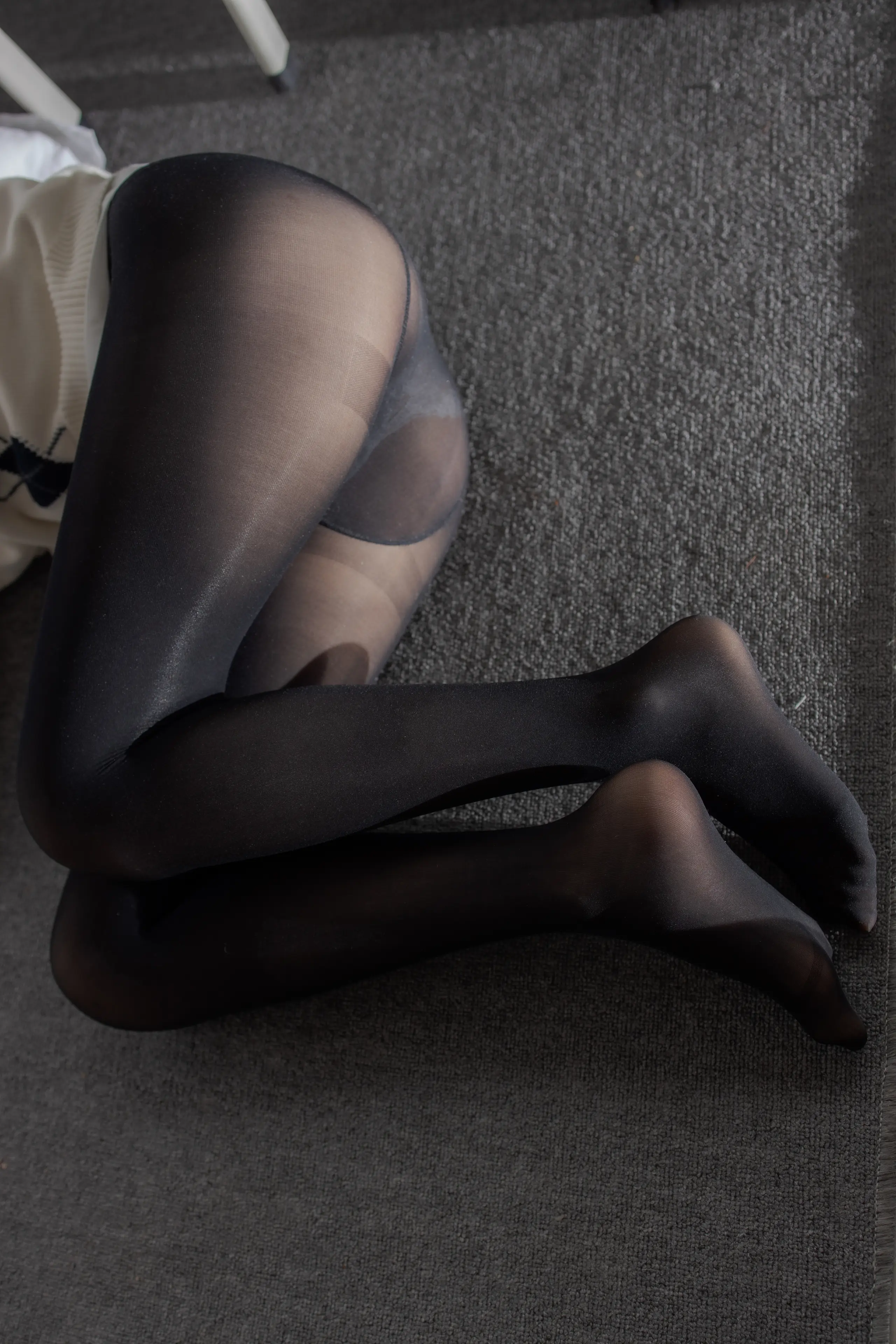 森萝财团 内部VIP系列 教室里诱人的黑丝学妹 [129P]