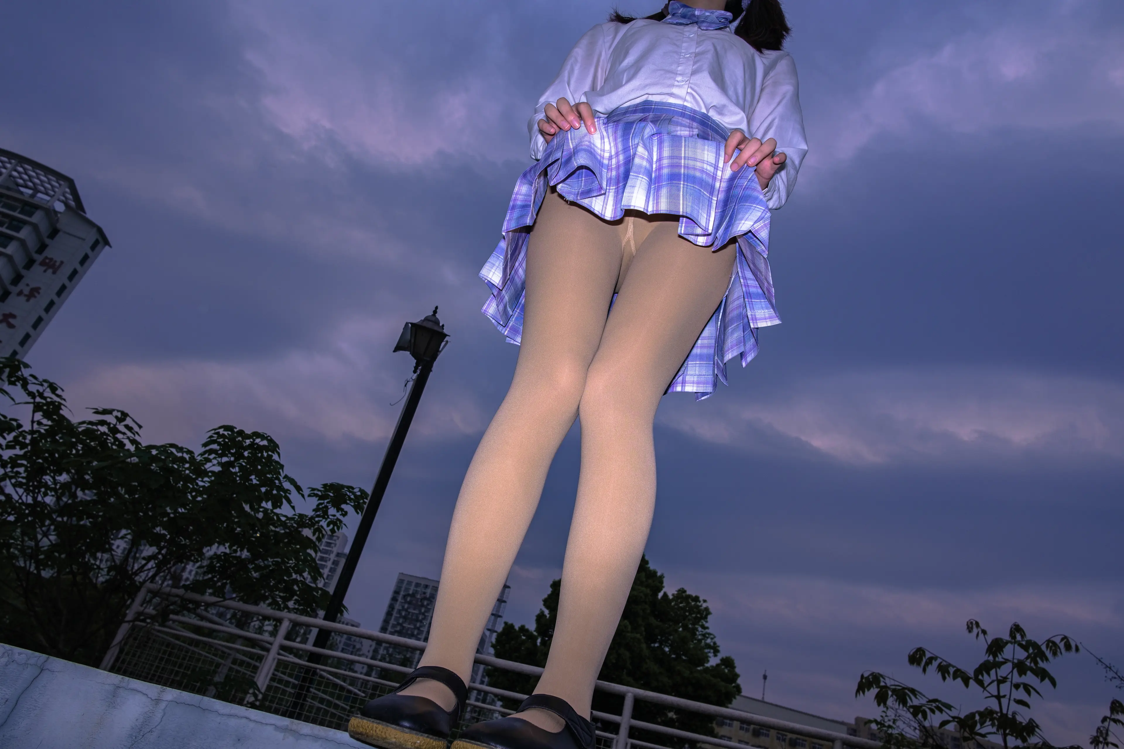 森萝财团 月下 01 [76P]