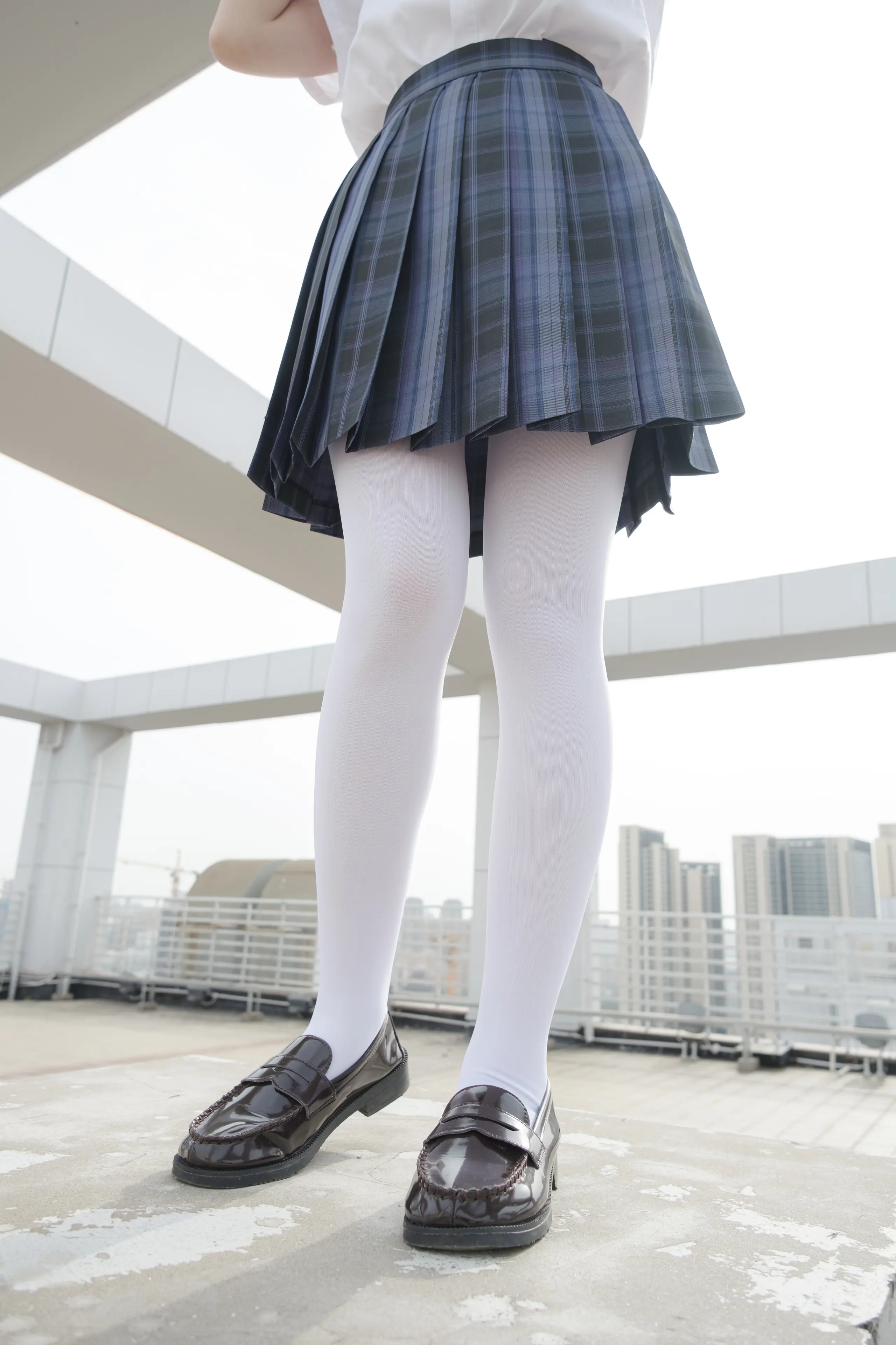 森萝财团 月下 02 [102P]