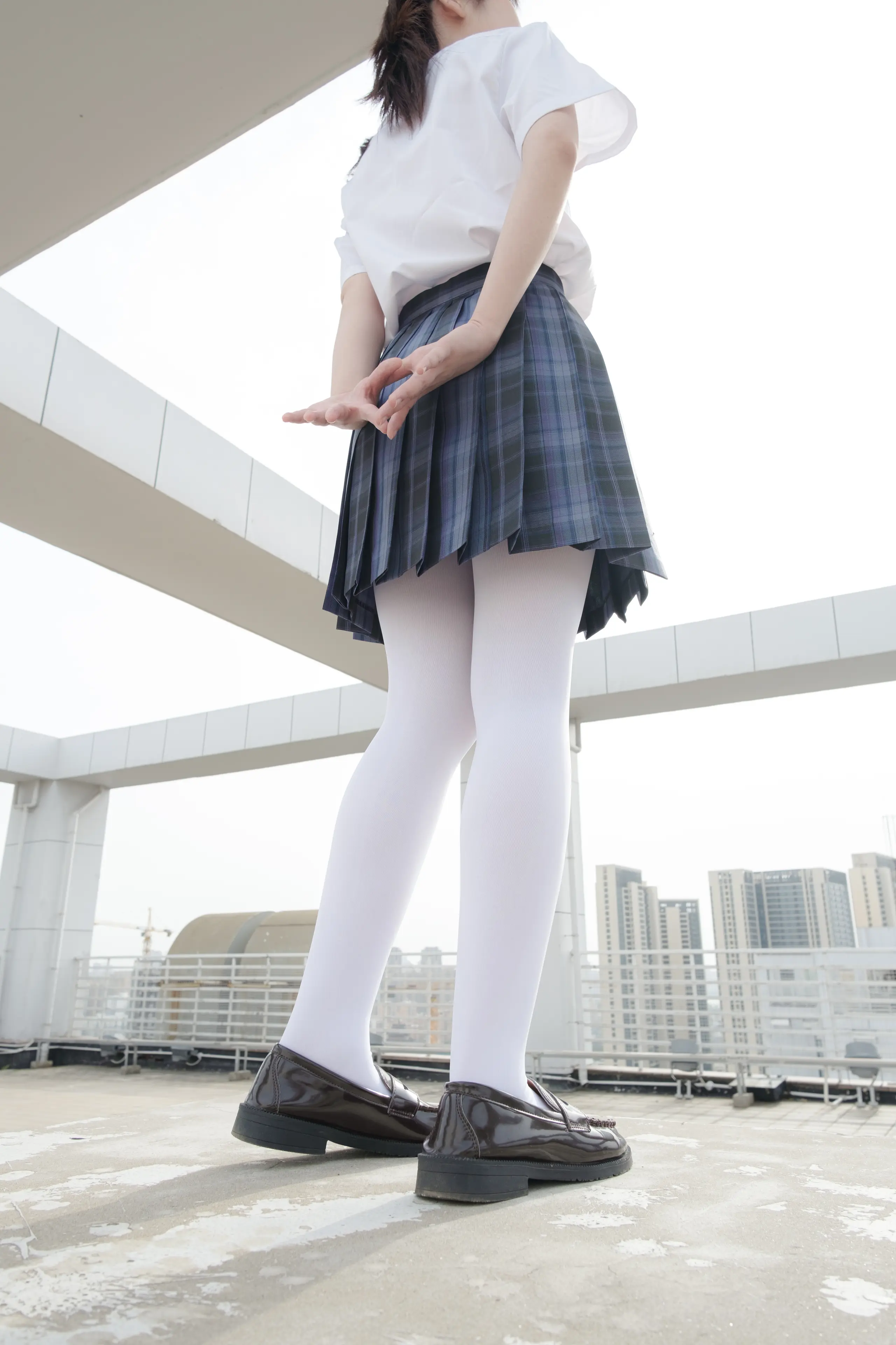 森萝财团 月下 02 [102P]