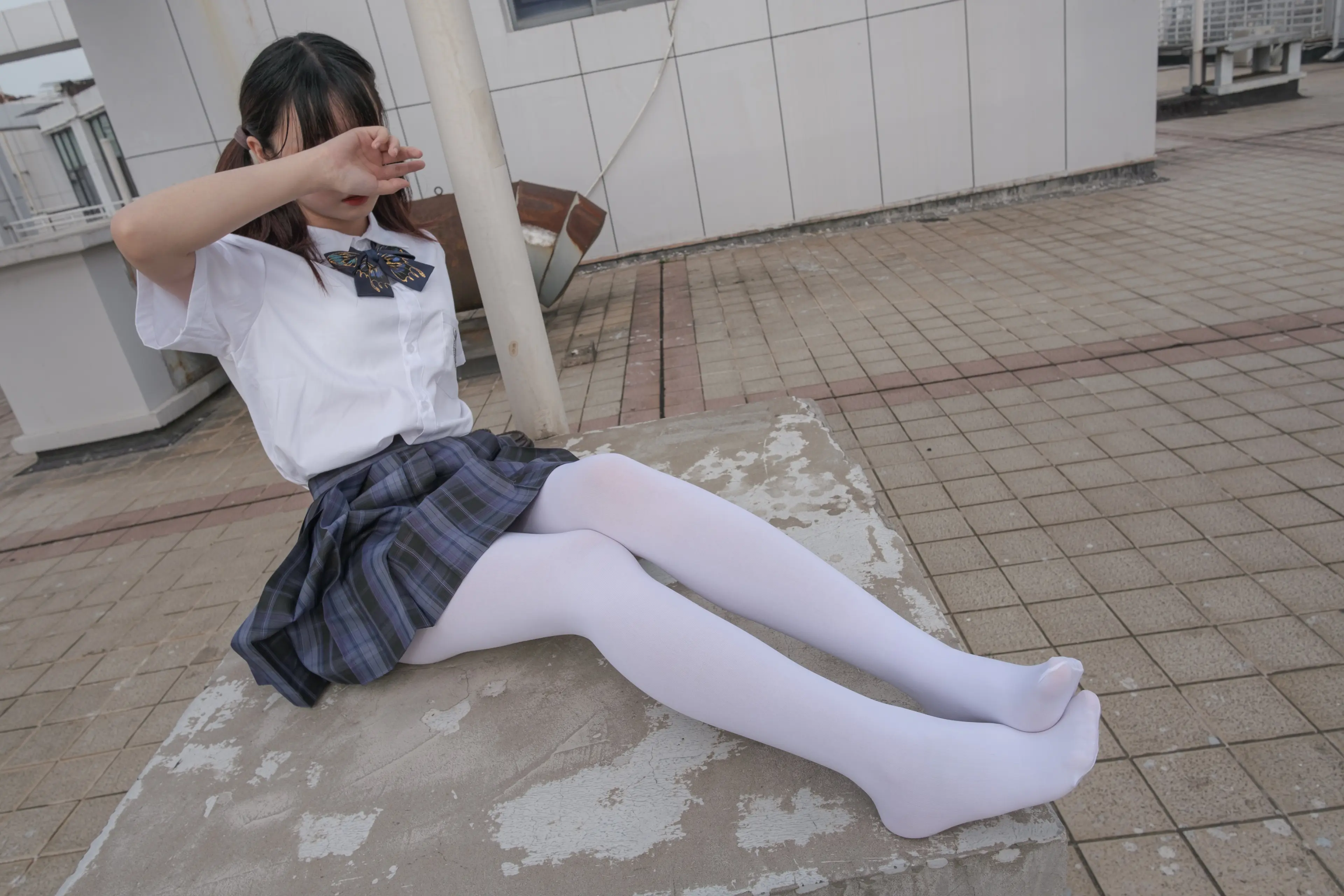 森萝财团 月下 02 [102P]