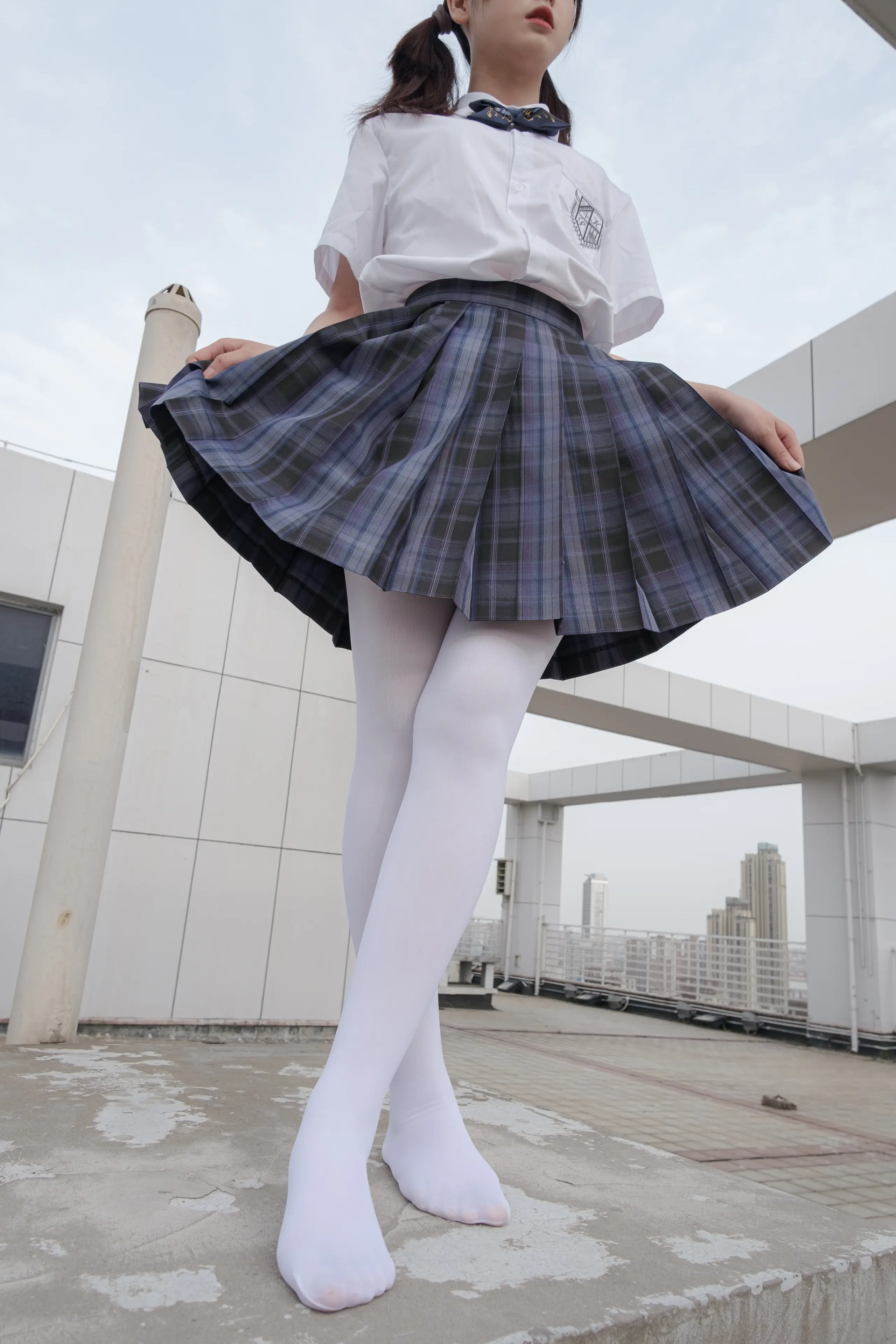 森萝财团 月下 02 [102P]