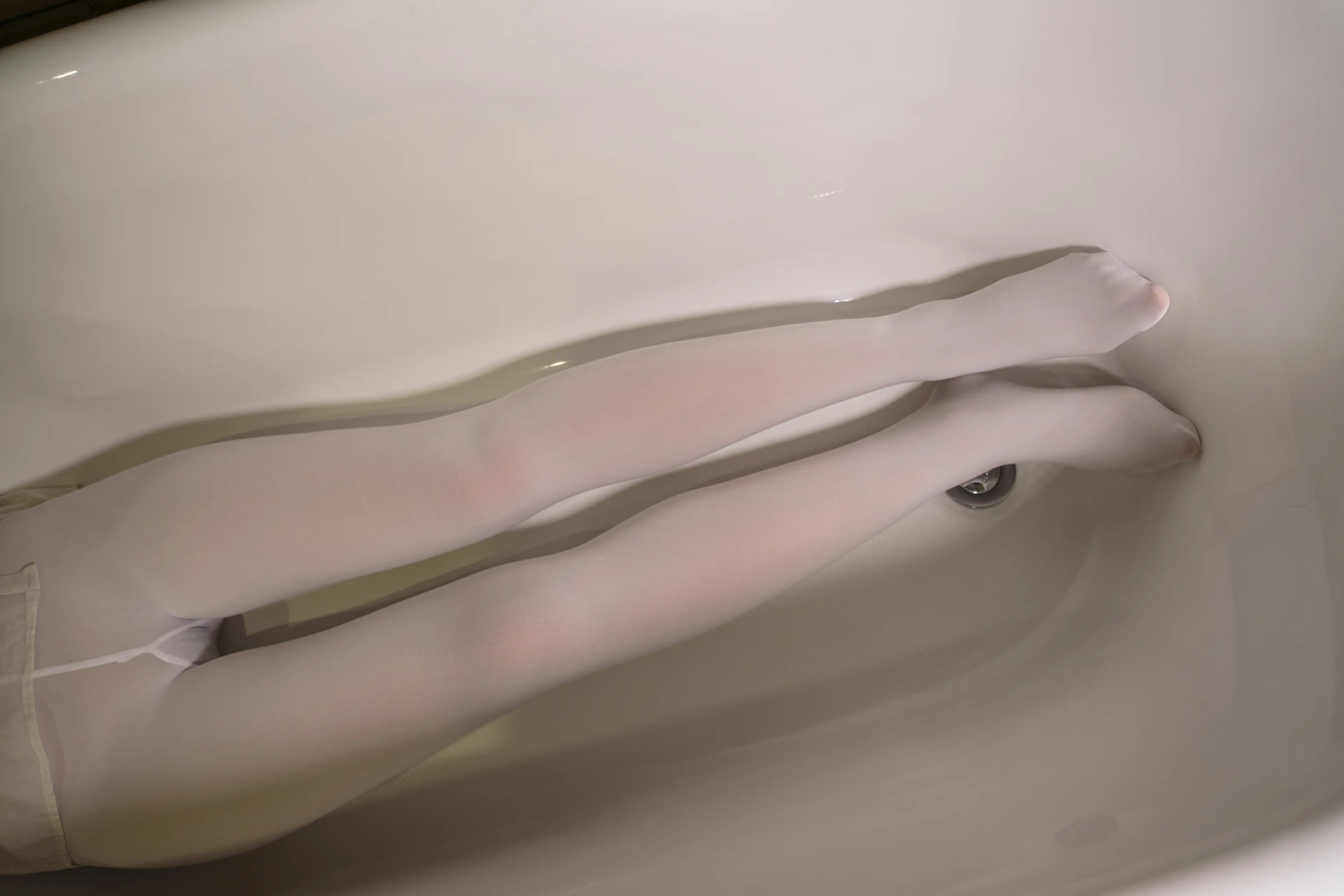 森萝财团 月下 04 [102P]