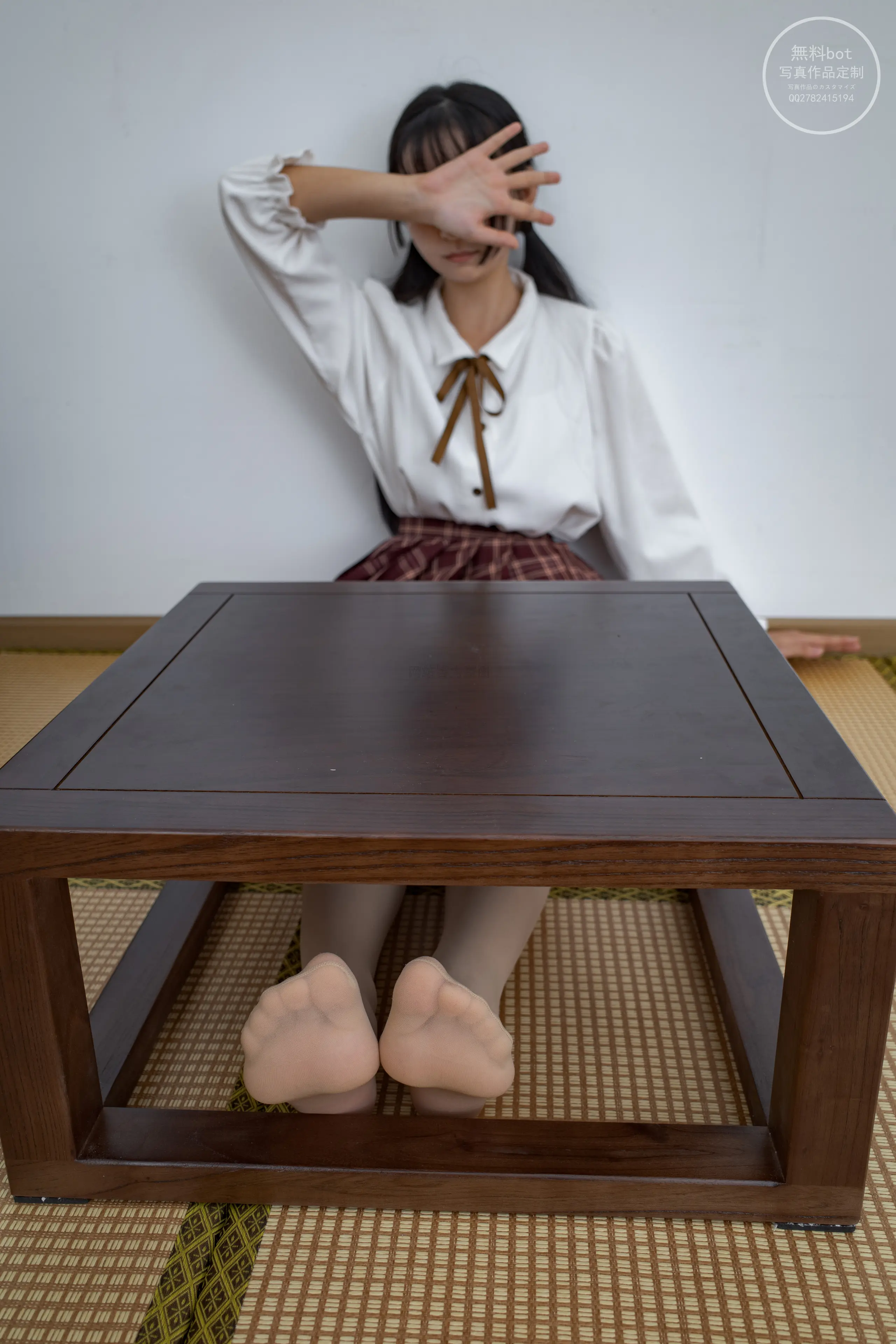 森萝财团 有料 依依 肉丝百褶小红裙 [95P]