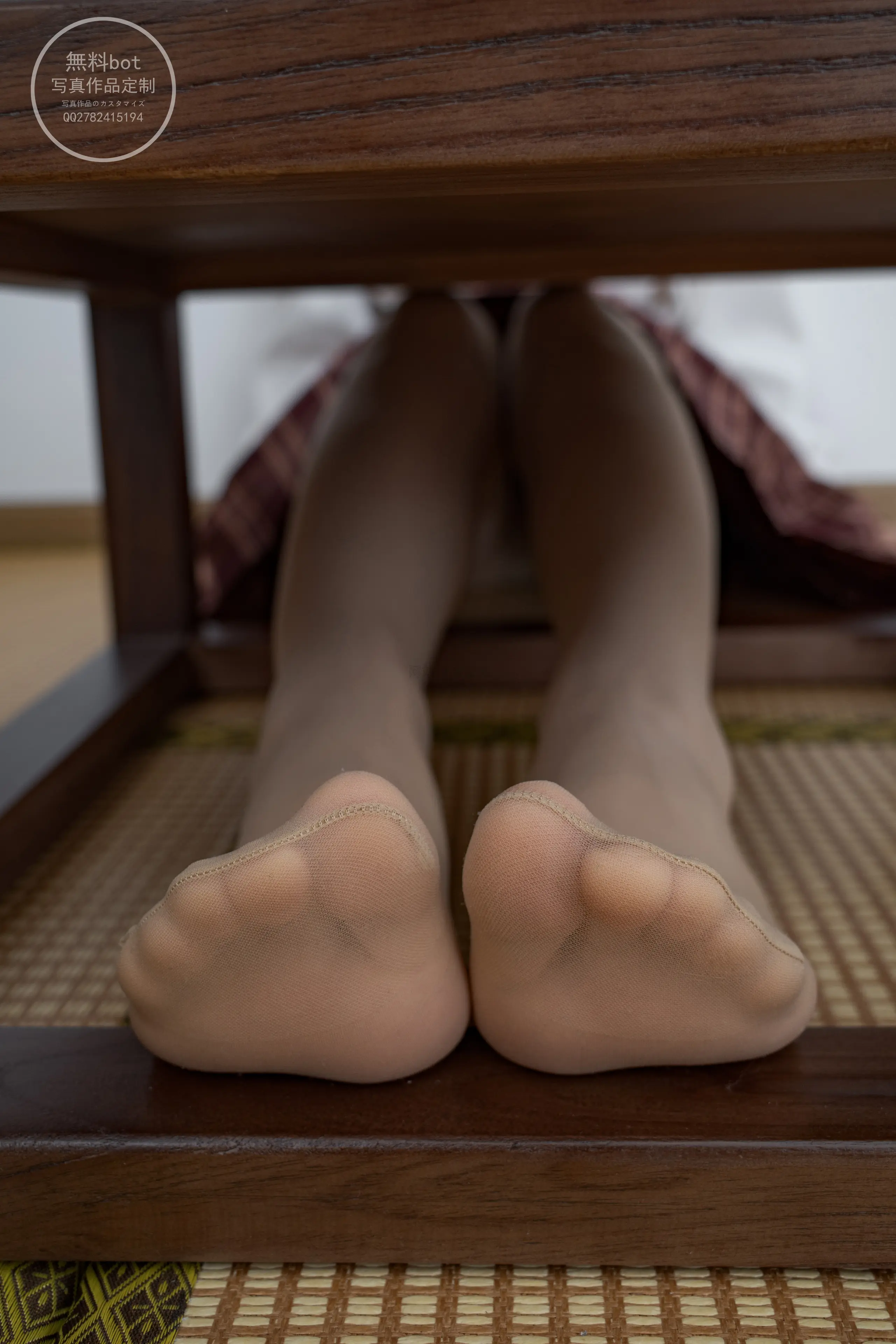 森萝财团 有料 依依 肉丝百褶小红裙 [95P]