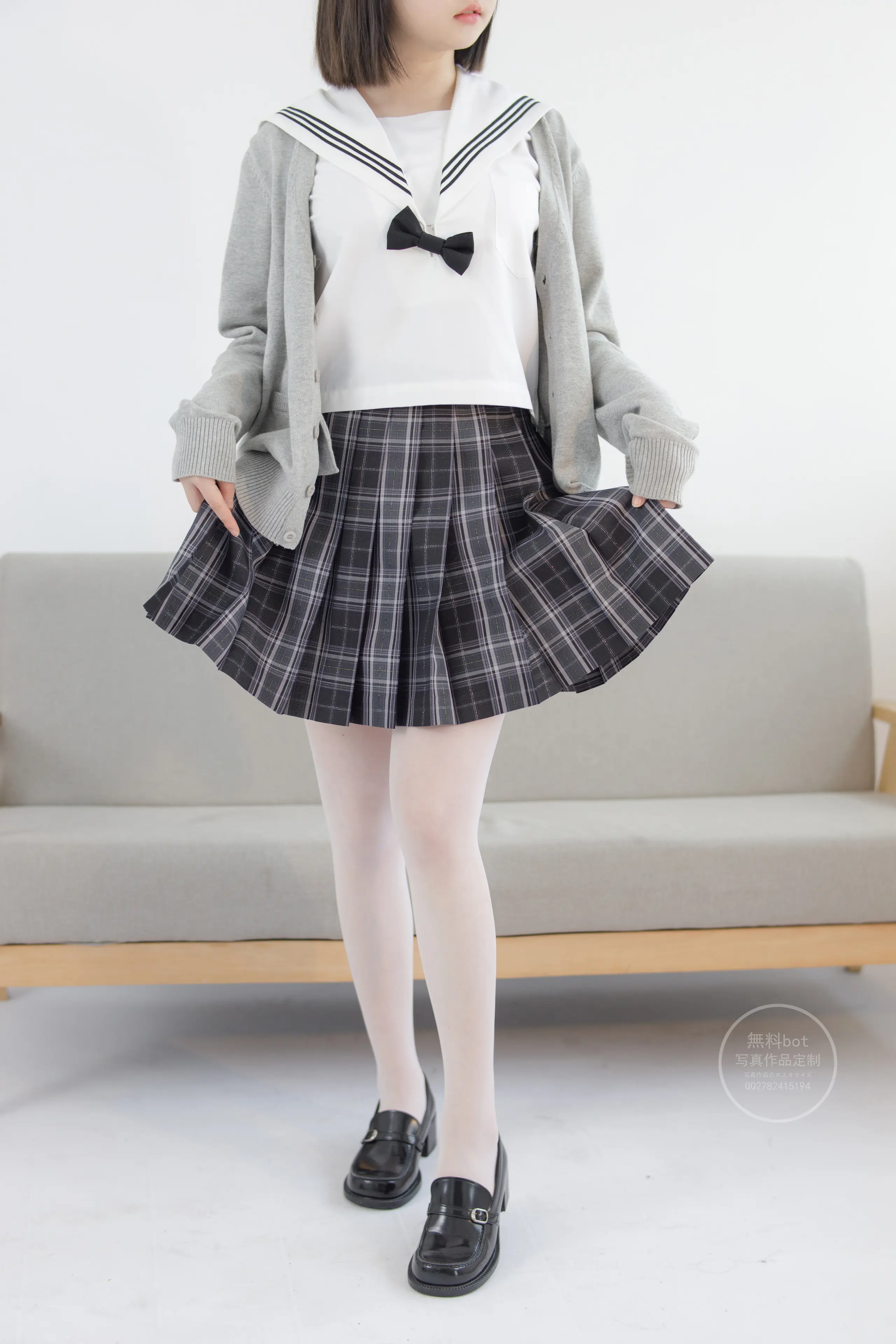 森萝财团 有料 匿名 美少女的白丝JK制服 [101P]