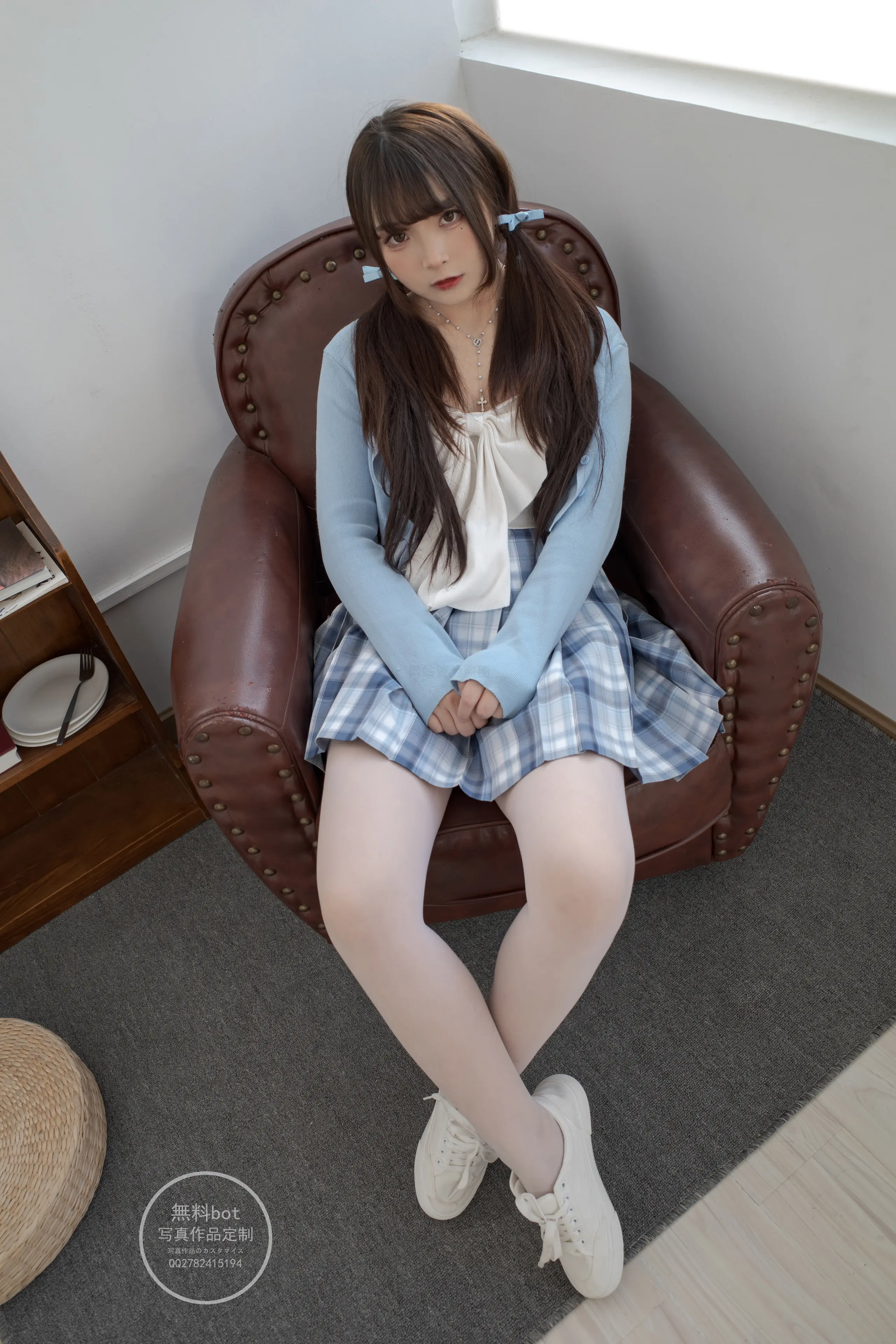 森萝财团 有料 古川kagura 沙发上的白丝 [66P]