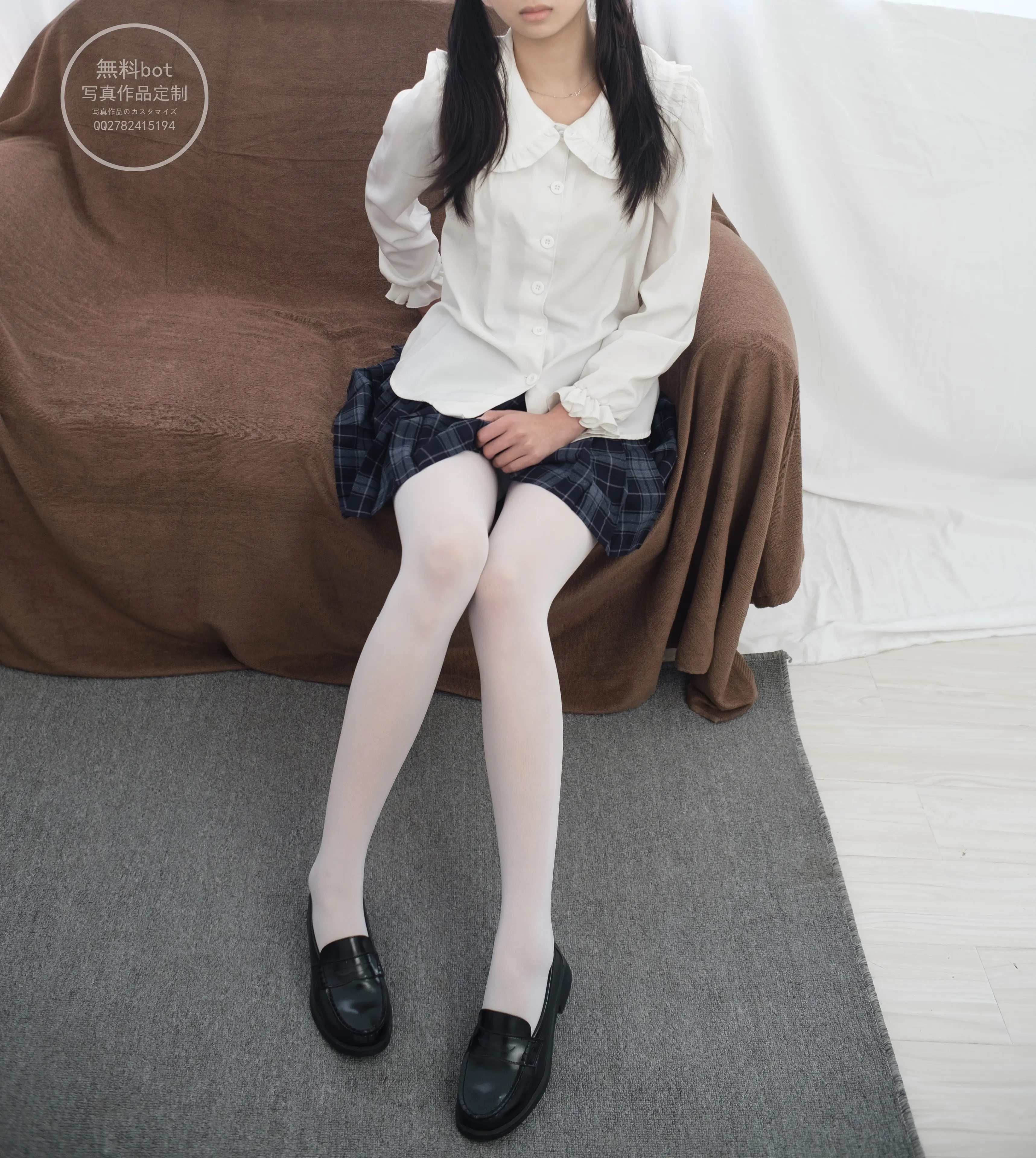 森萝财团 有料 吸吸 白丝少女的百褶裙 [71P]