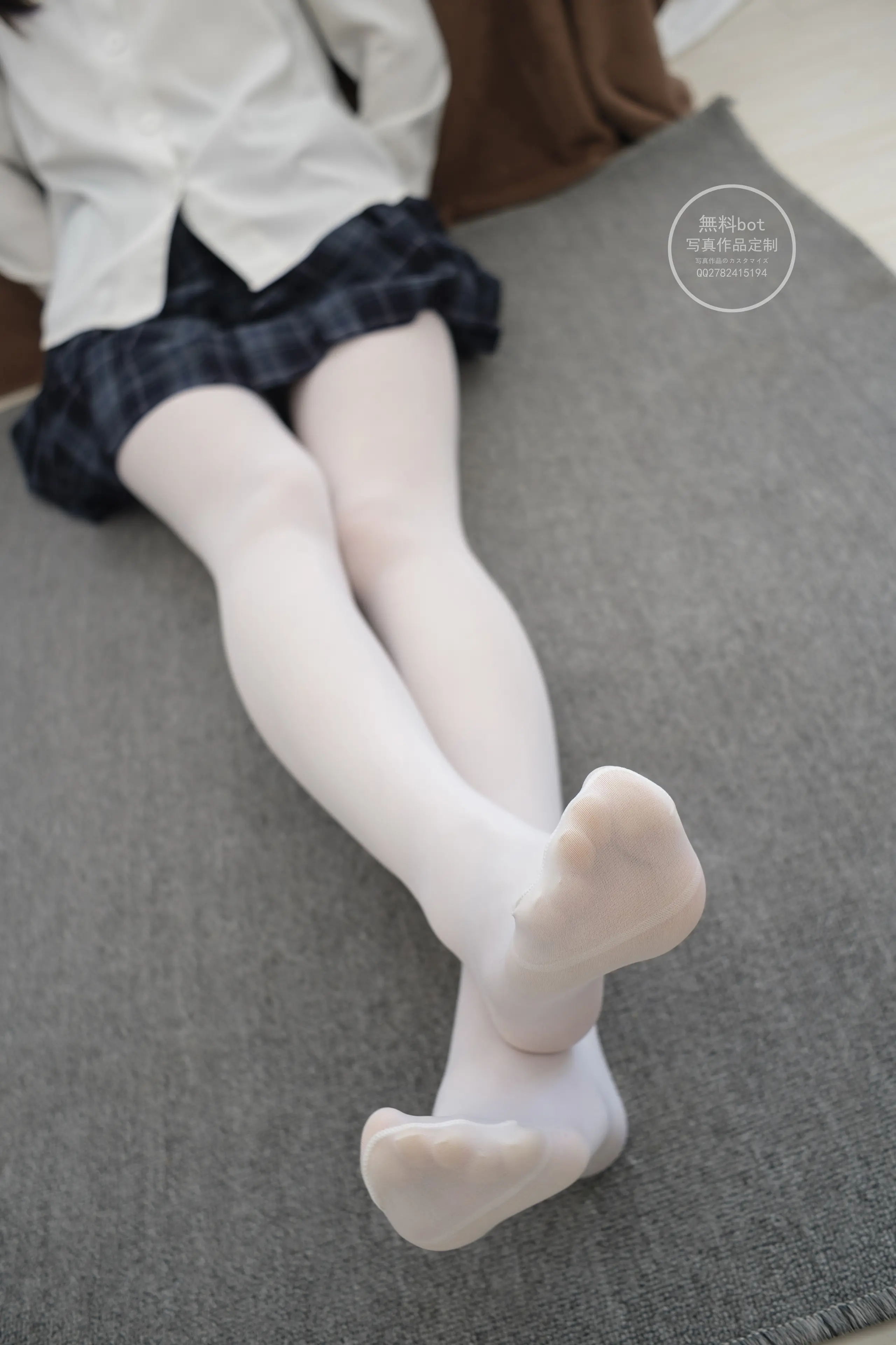 森萝财团 有料 吸吸 白丝少女的百褶裙 [71P]