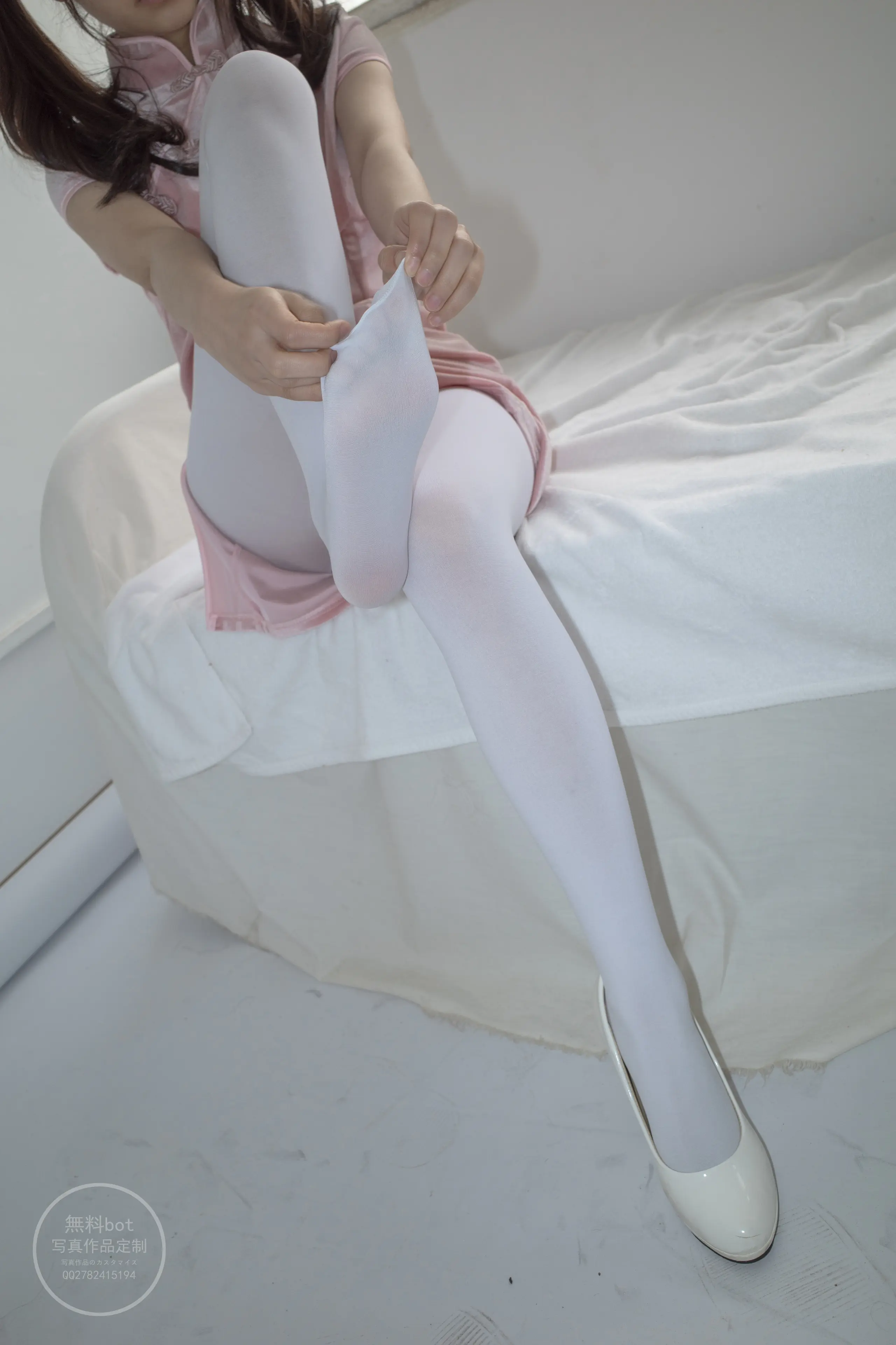 森萝财团 有料 吸吸 穿着旗袍的双马尾小萝莉 [85P]