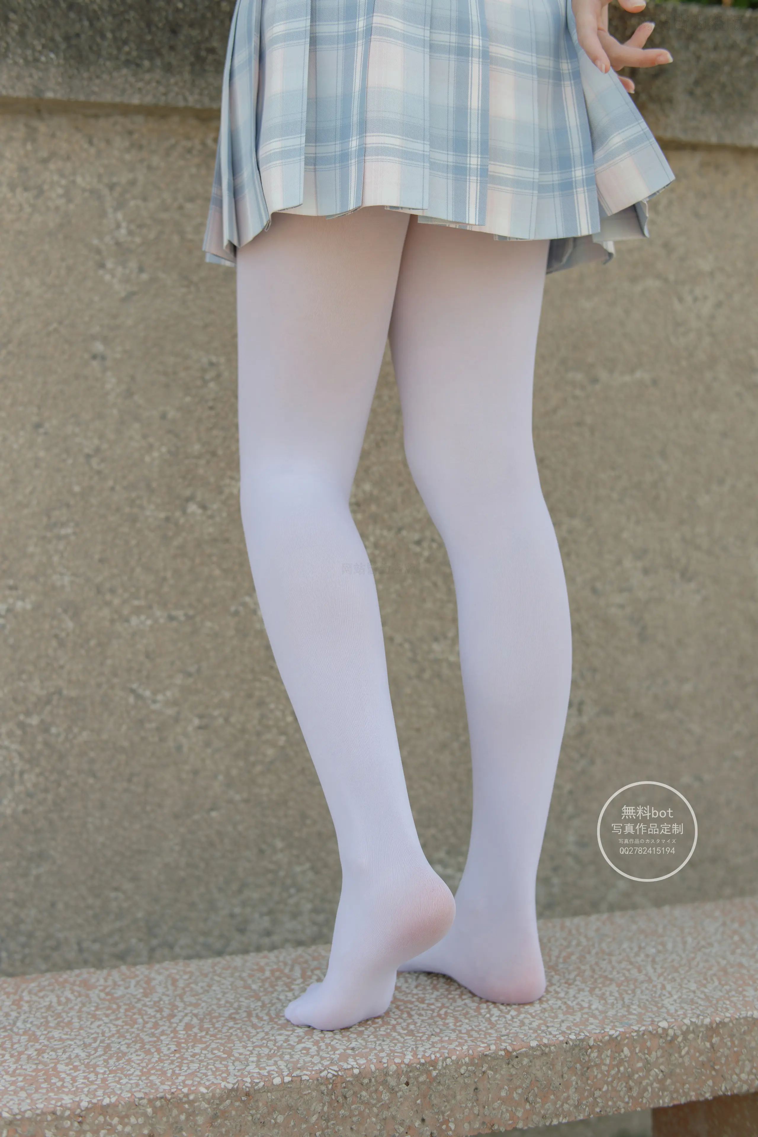 森萝财团 有料 小兰 户外JK白丝 [64P]