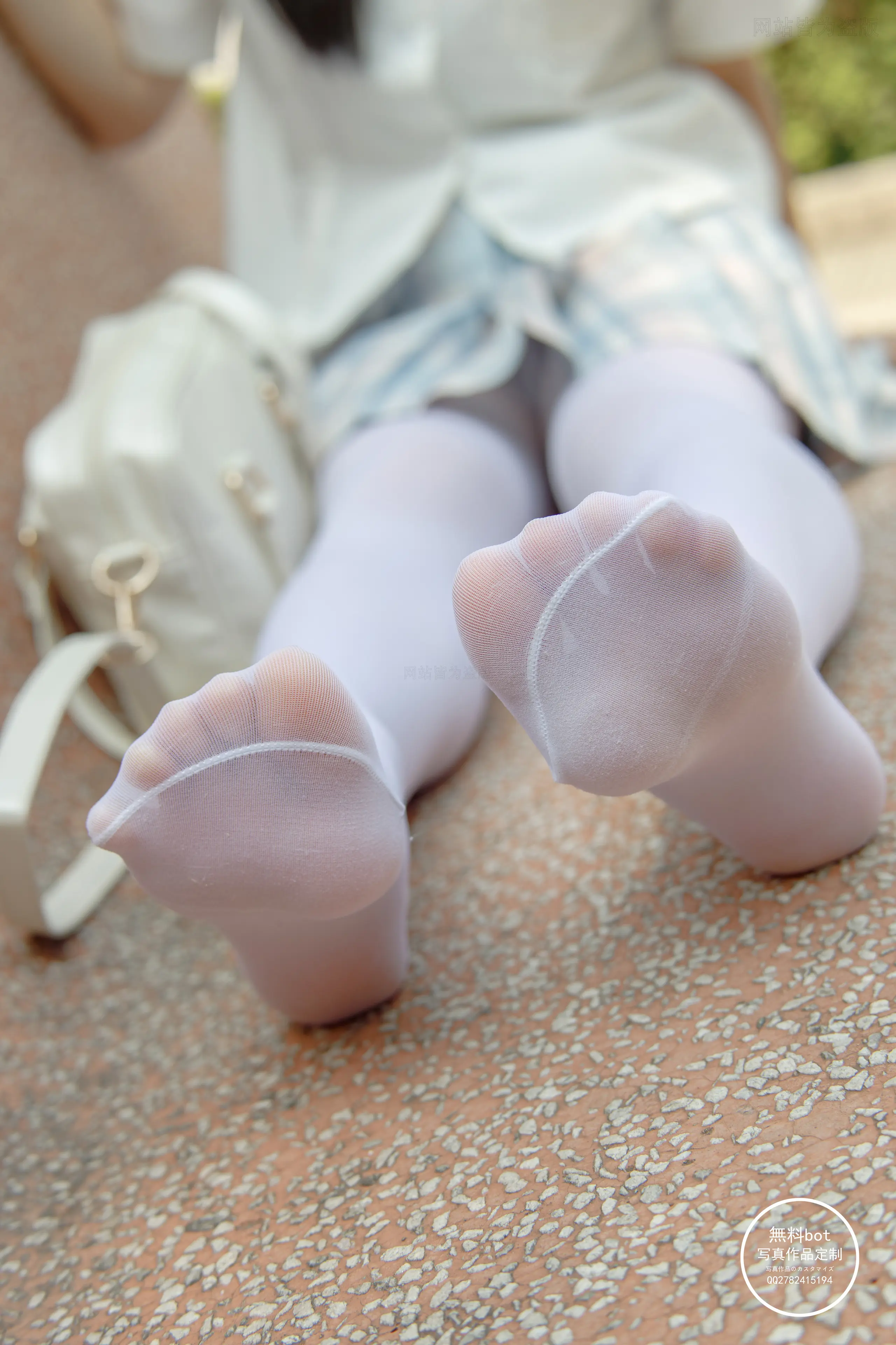 森萝财团 有料 小兰 户外JK白丝 [64P]