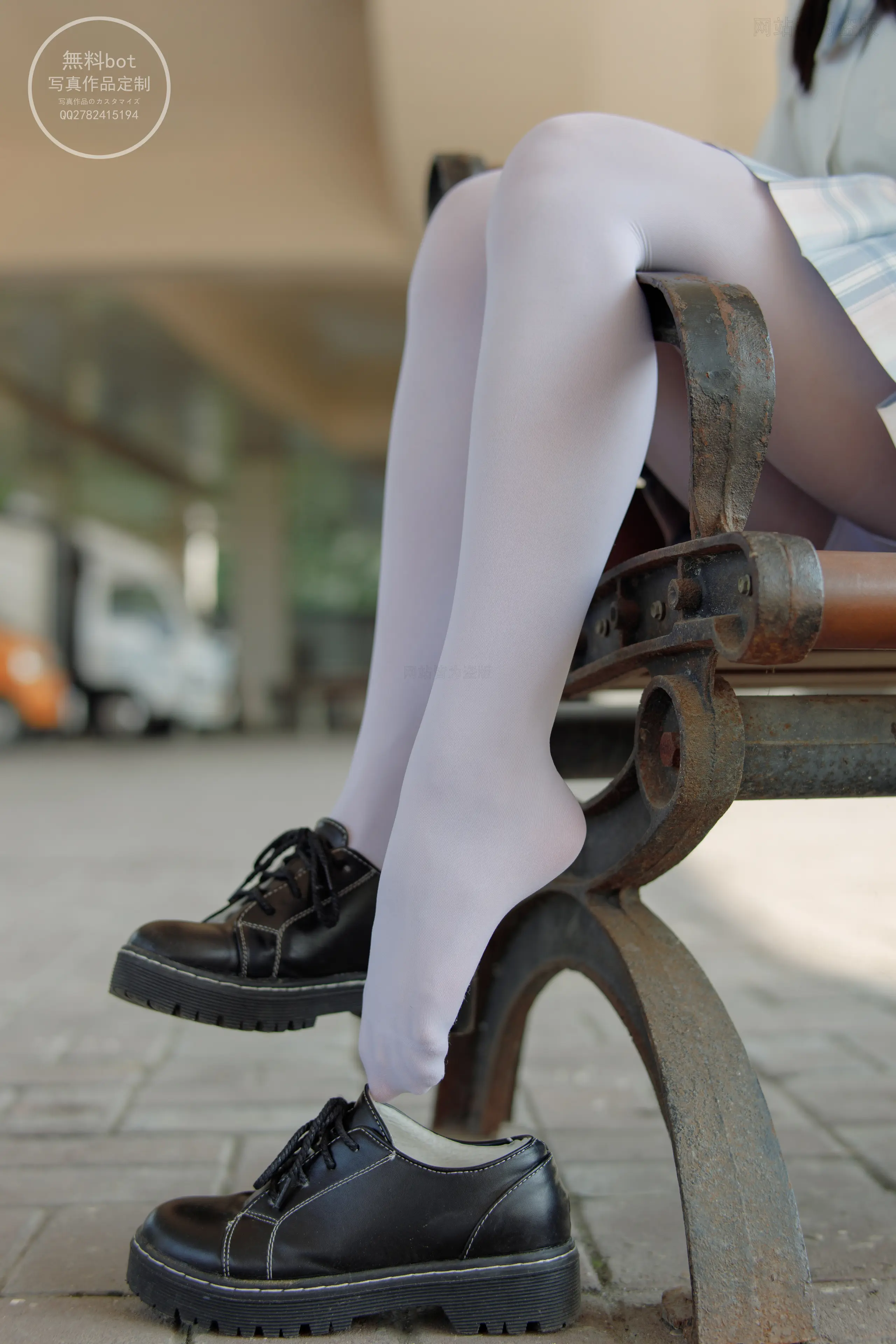 森萝财团 有料 小兰 户外JK白丝 [64P]