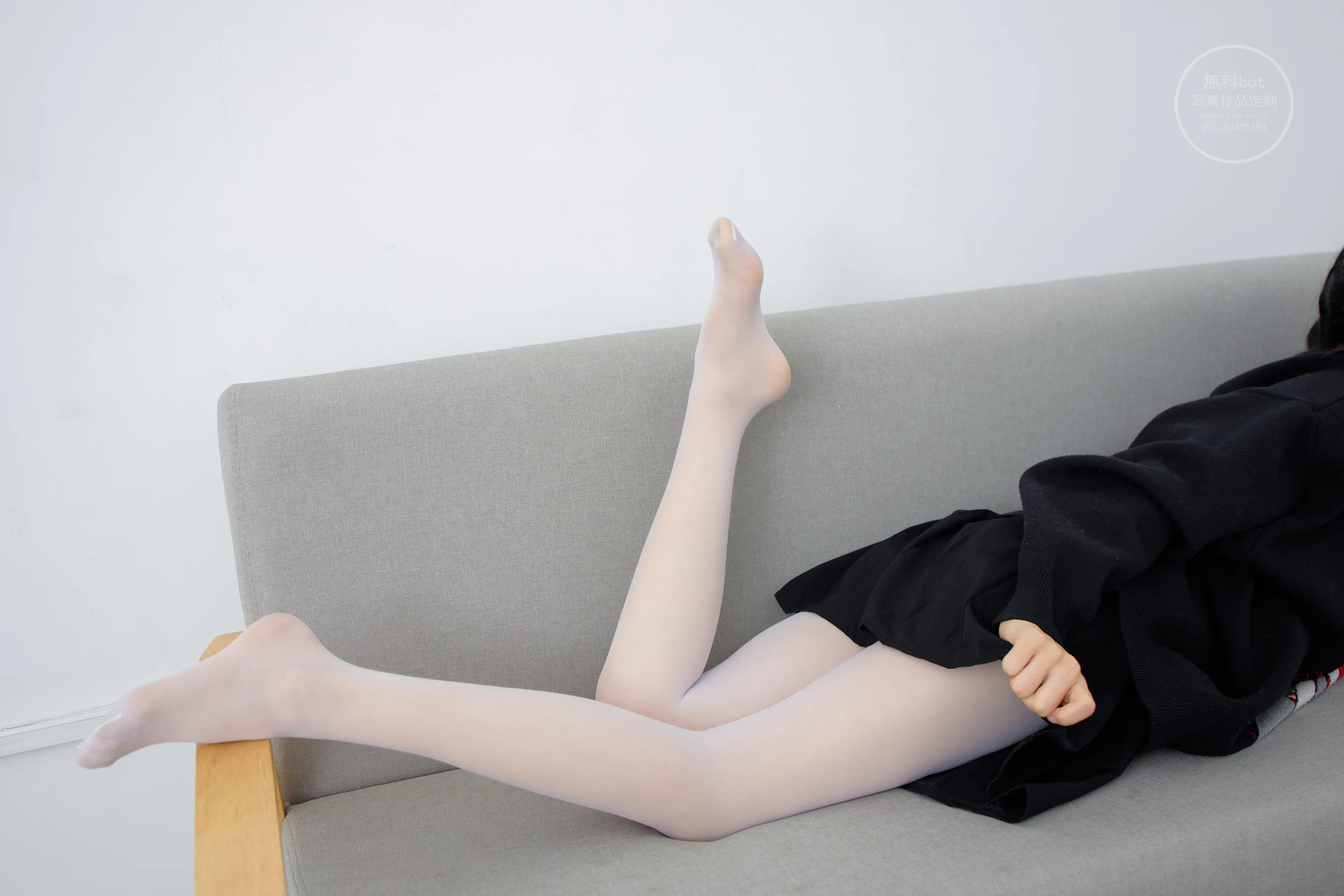 森萝财团 有料 小奶糕Milky 双马尾美少女的白丝美腿 [87P]