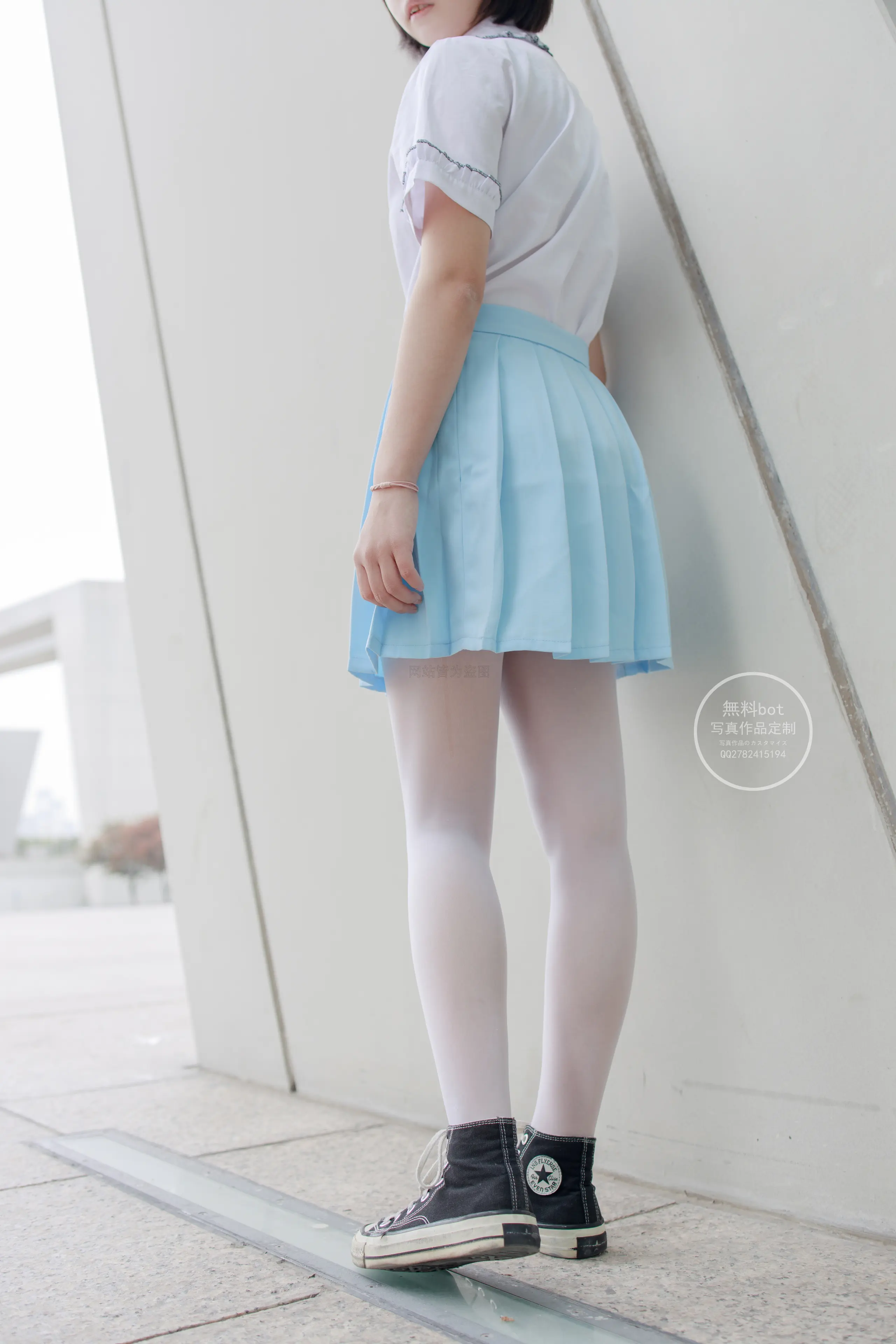 森萝财团 有料 小茵 公园白丝 [68P]