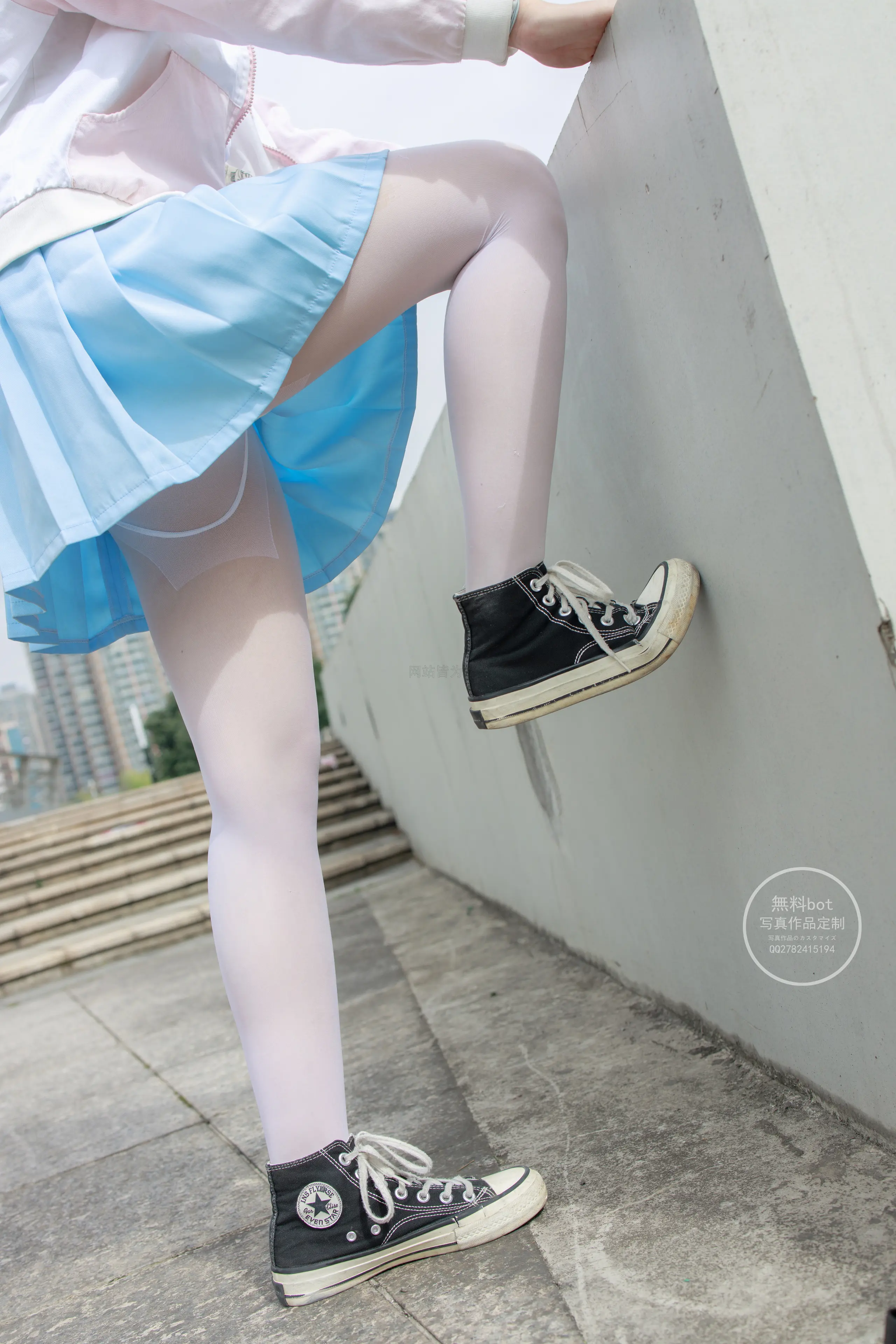 森萝财团 有料 小茵 公园白丝 [68P]