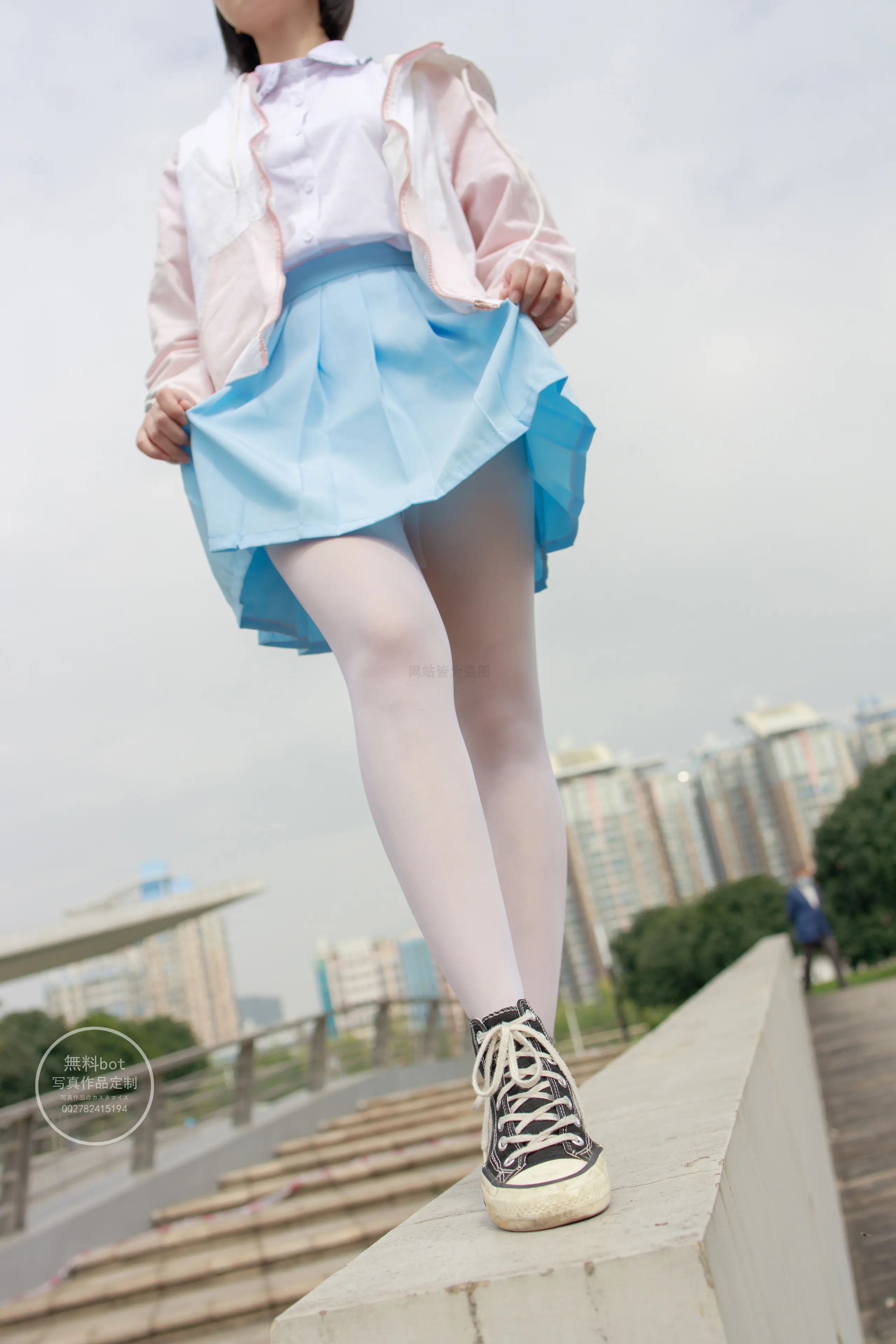 森萝财团 有料 小茵 公园白丝 [68P]