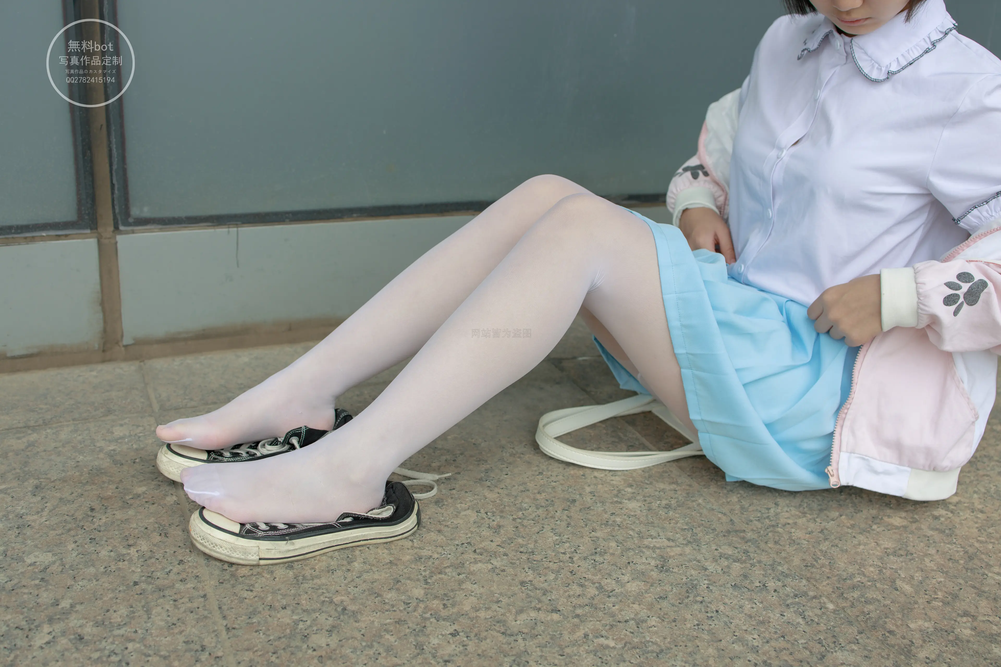 森萝财团 有料 小茵 公园白丝 [68P]