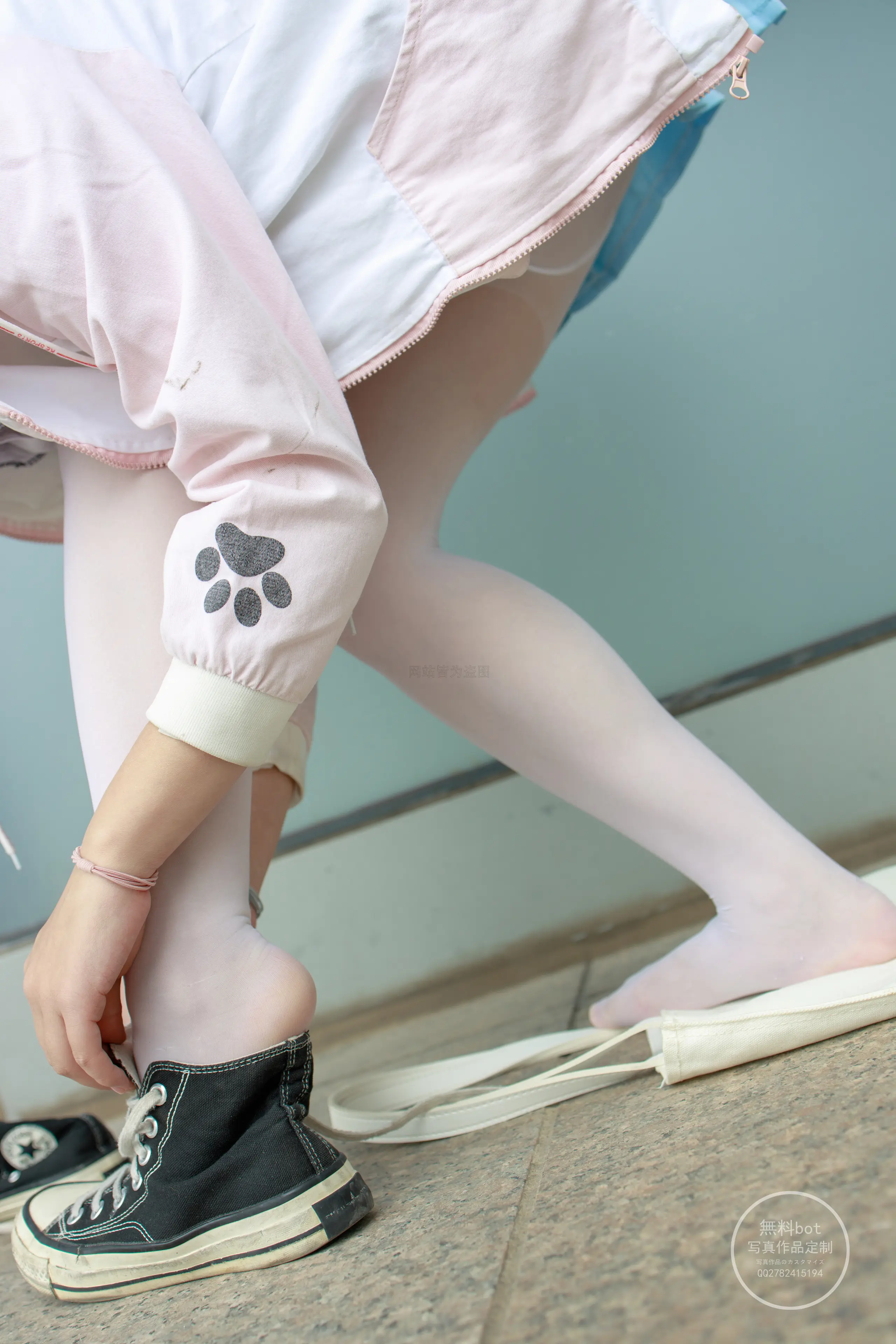 森萝财团 有料 小茵 公园白丝 [68P]