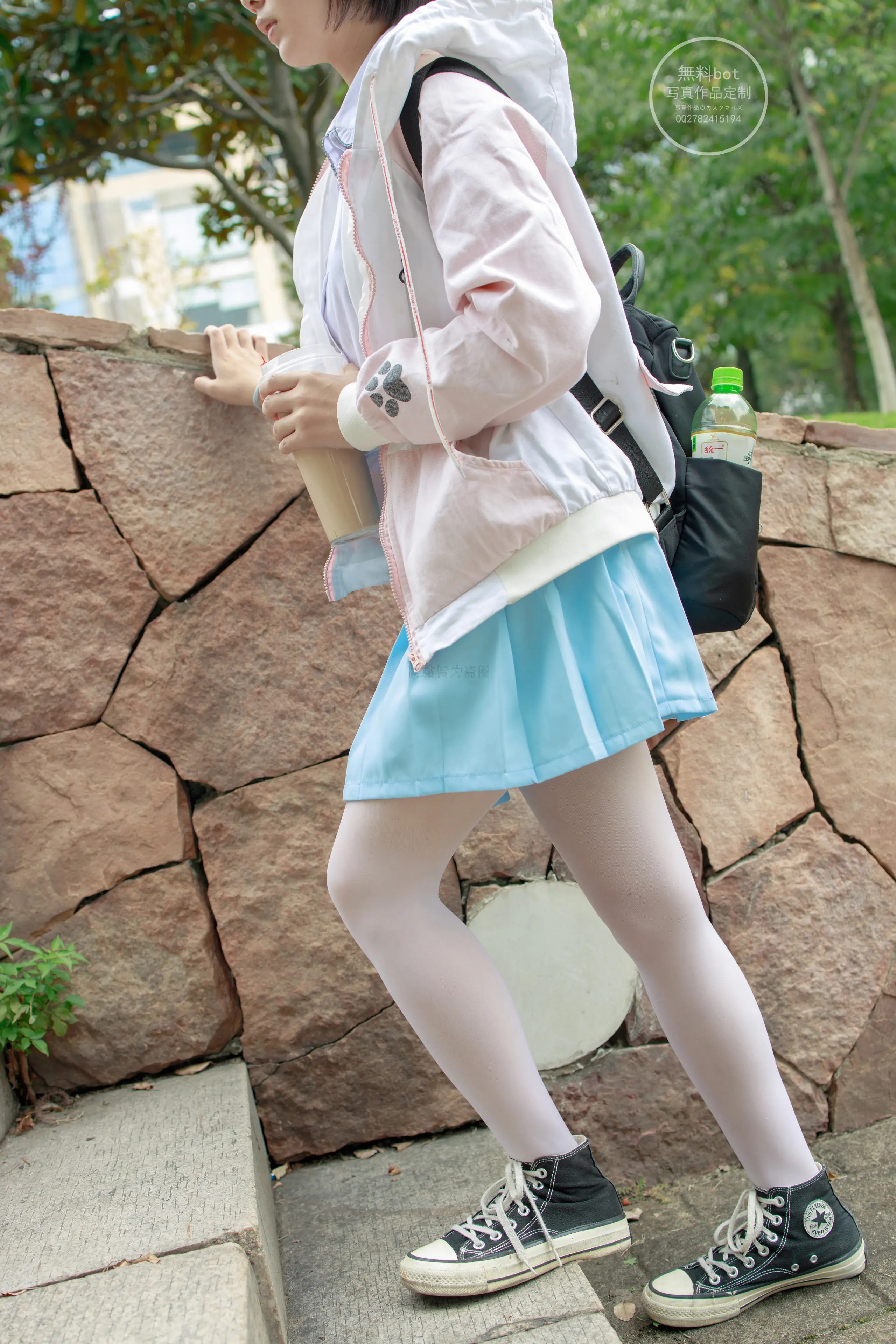 森萝财团 有料 小茵 公园白丝 [68P]