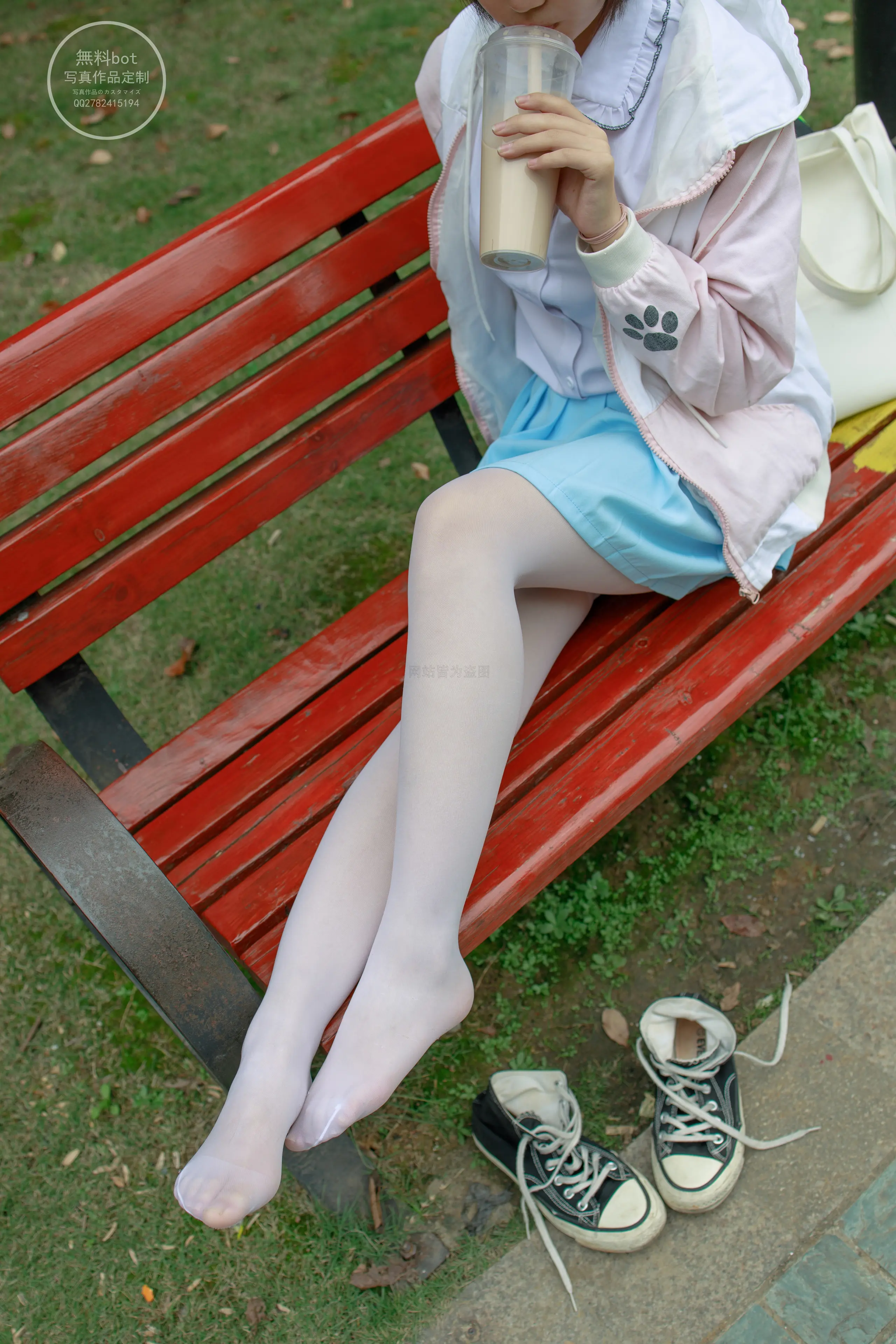 森萝财团 有料 小茵 公园白丝 [68P]