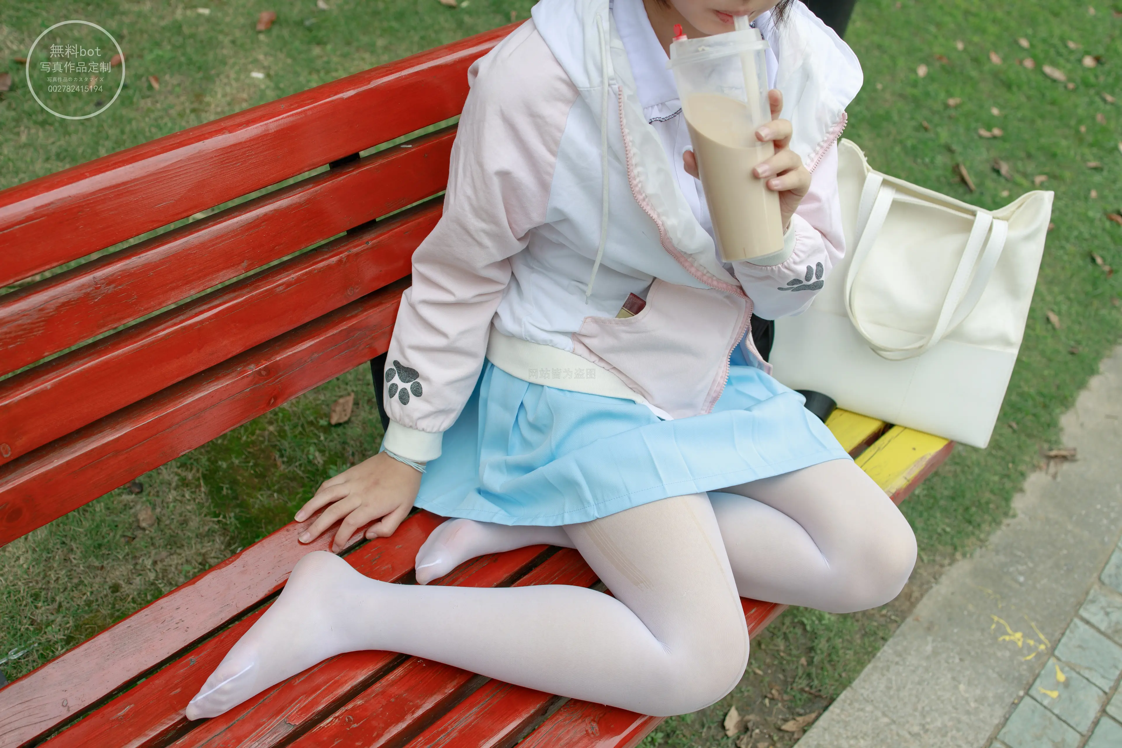 森萝财团 有料 小茵 公园白丝 [68P]