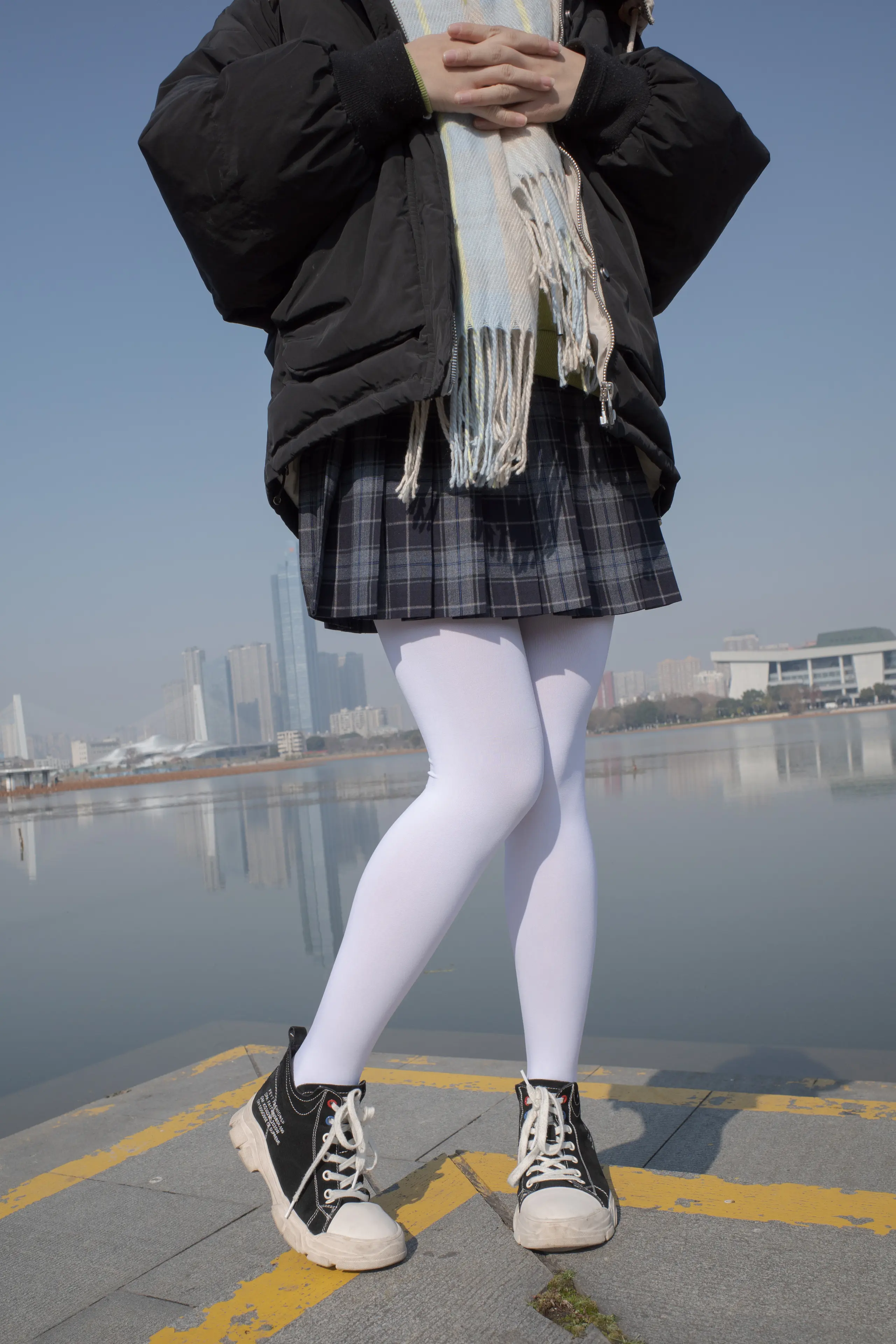 森萝财团 有料 小茵 户外公园帆布鞋白丝 [84P]