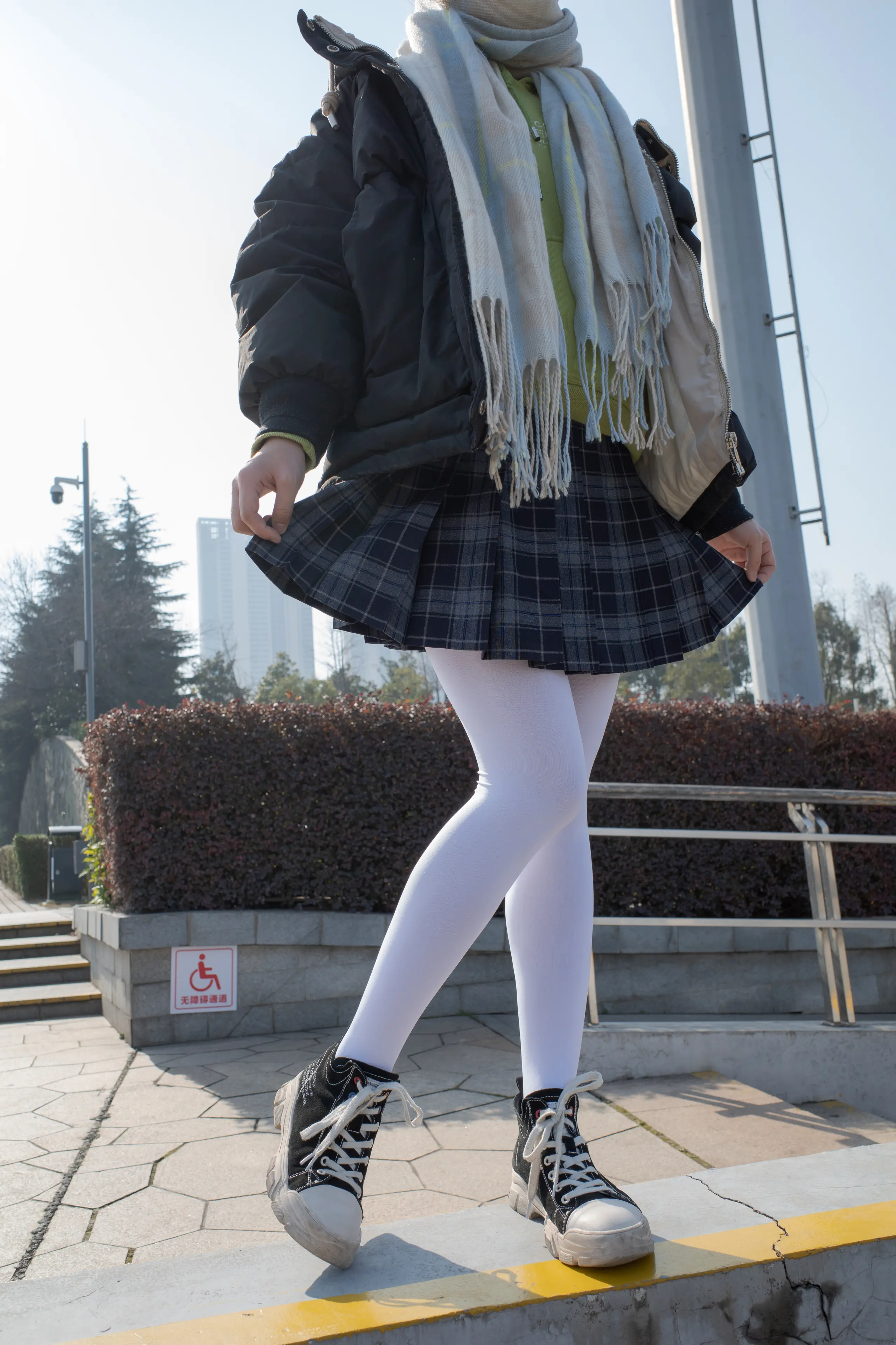 森萝财团 有料 小茵 户外公园帆布鞋白丝 [84P]