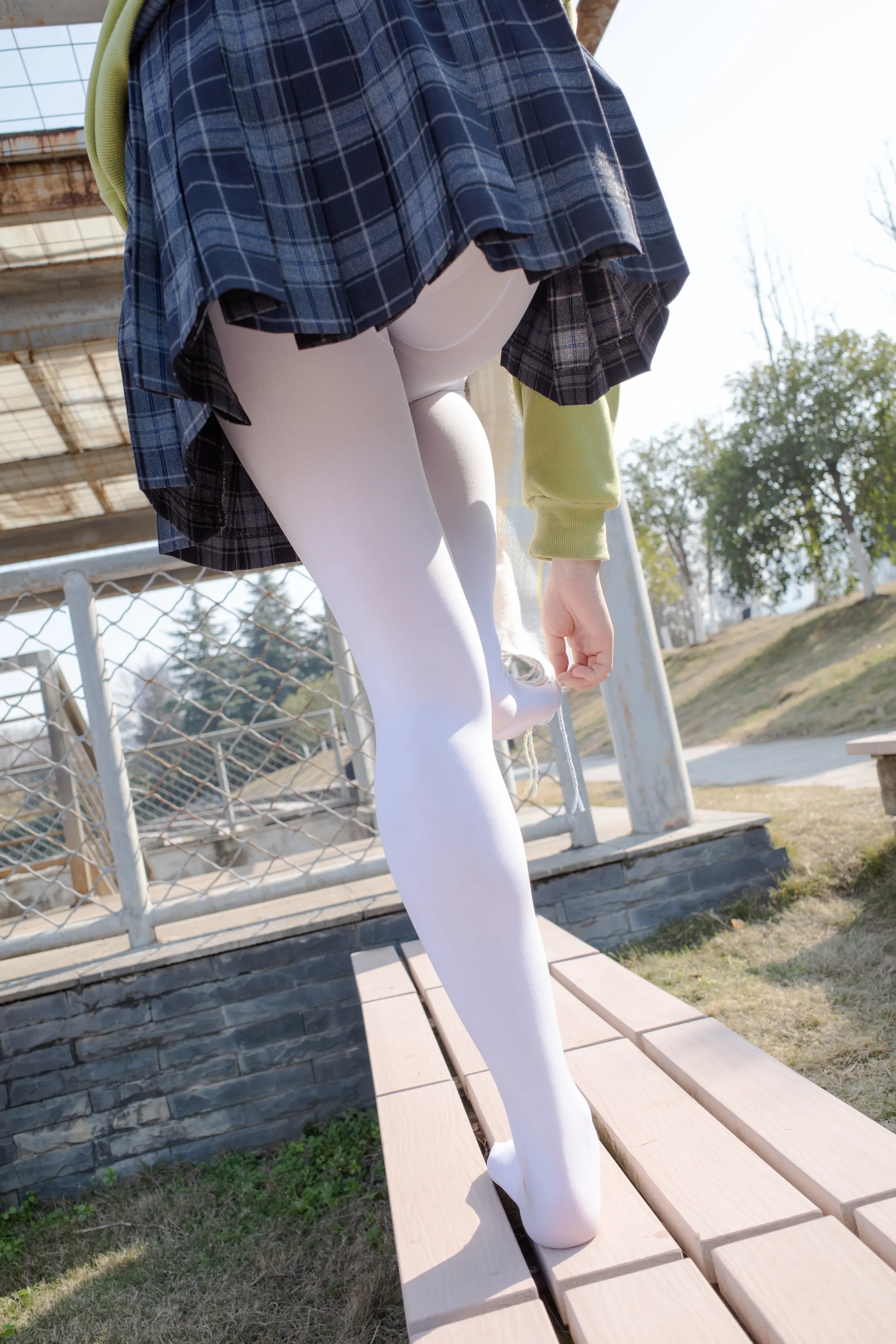 森萝财团 有料 小茵 户外公园帆布鞋白丝 [84P]