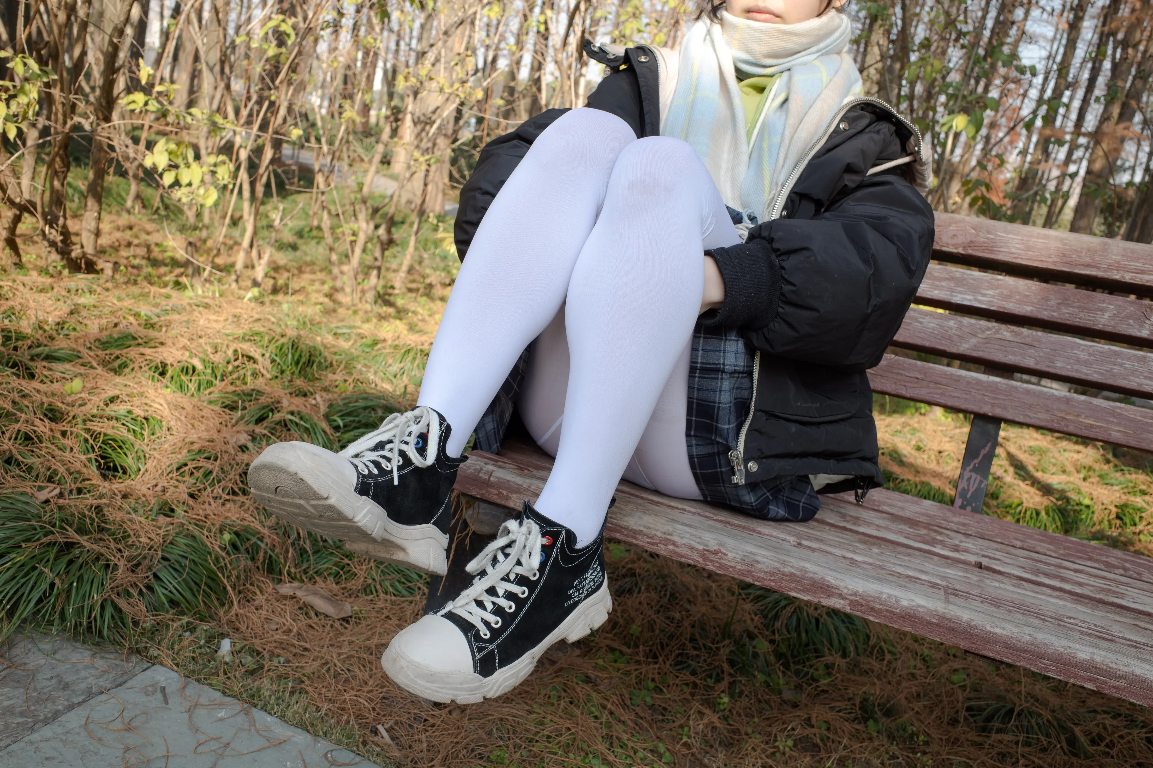 森萝财团 有料 小茵 户外公园帆布鞋白丝 [84P]