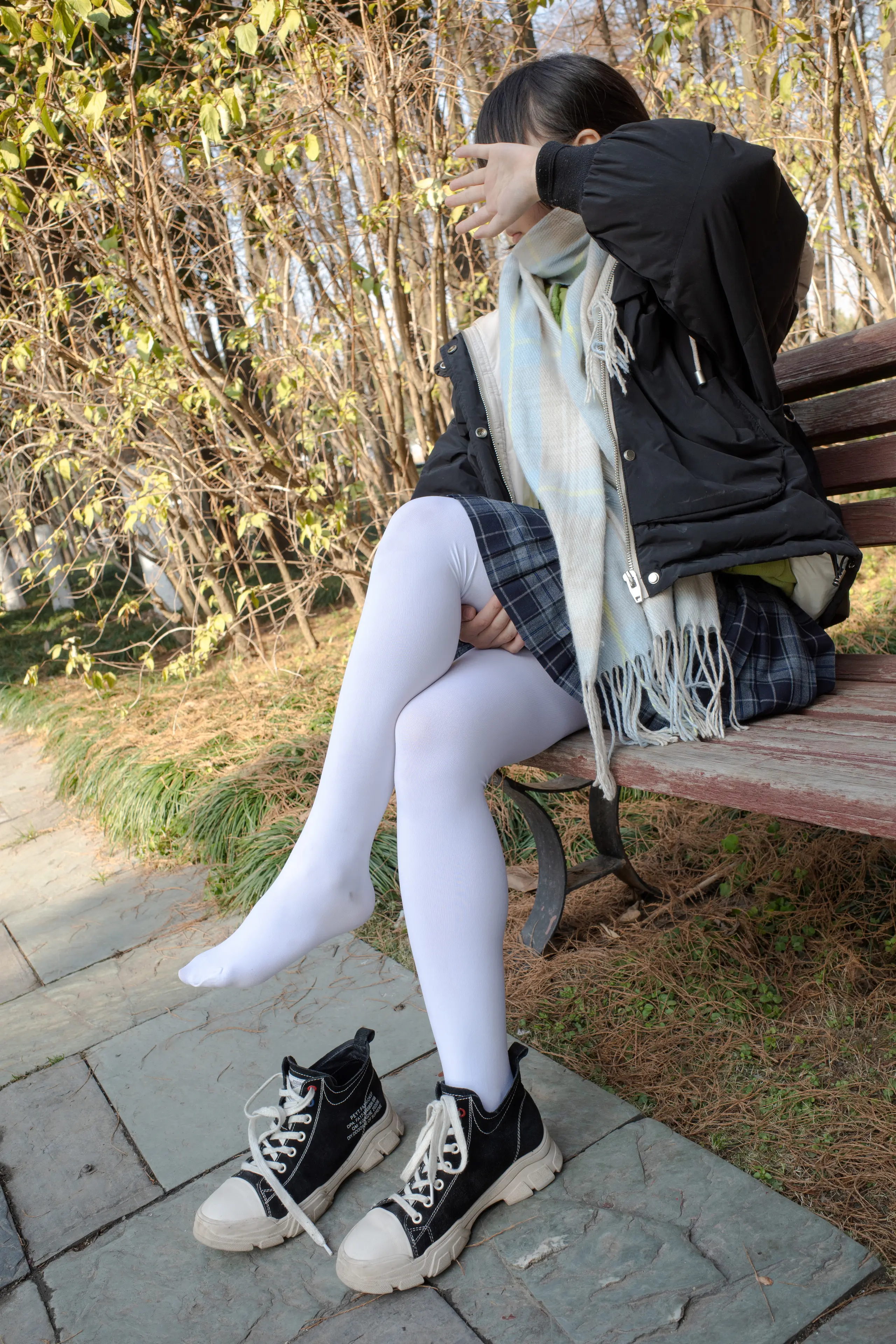 森萝财团 有料 小茵 户外公园帆布鞋白丝 [84P]