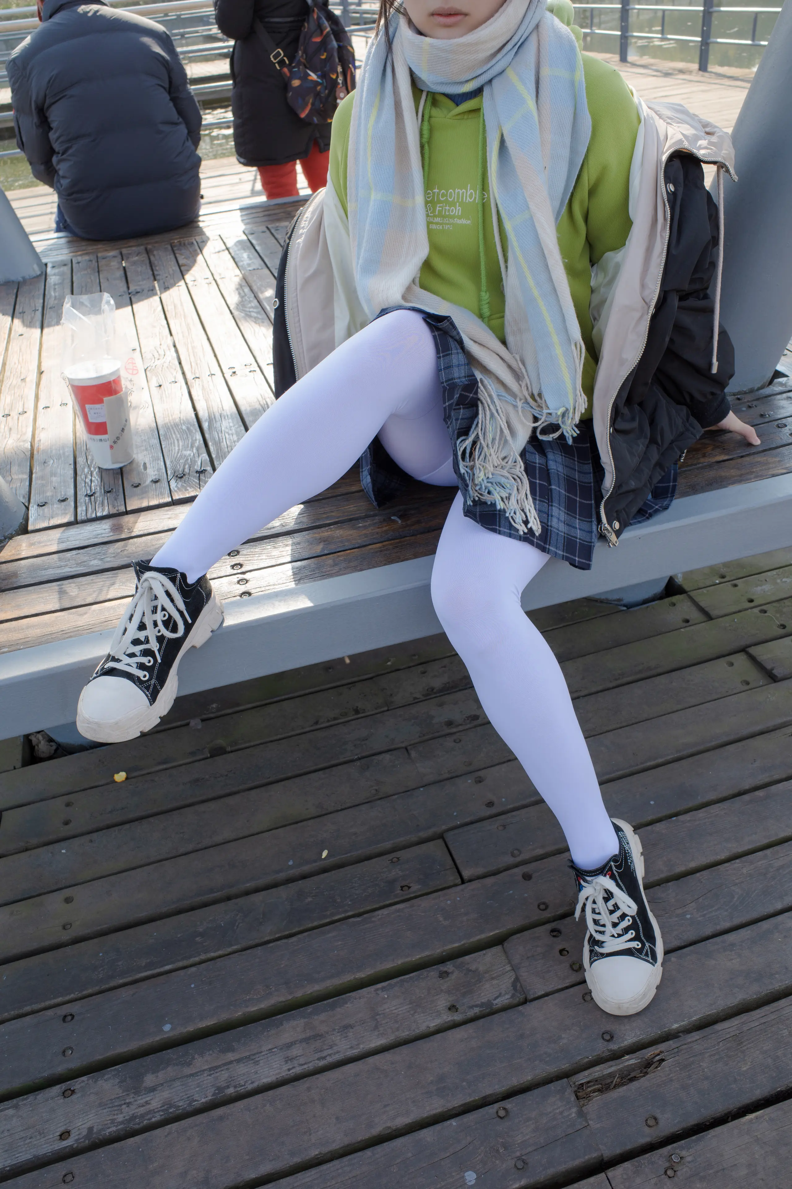 森萝财团 有料 小茵 户外公园帆布鞋白丝 [84P]