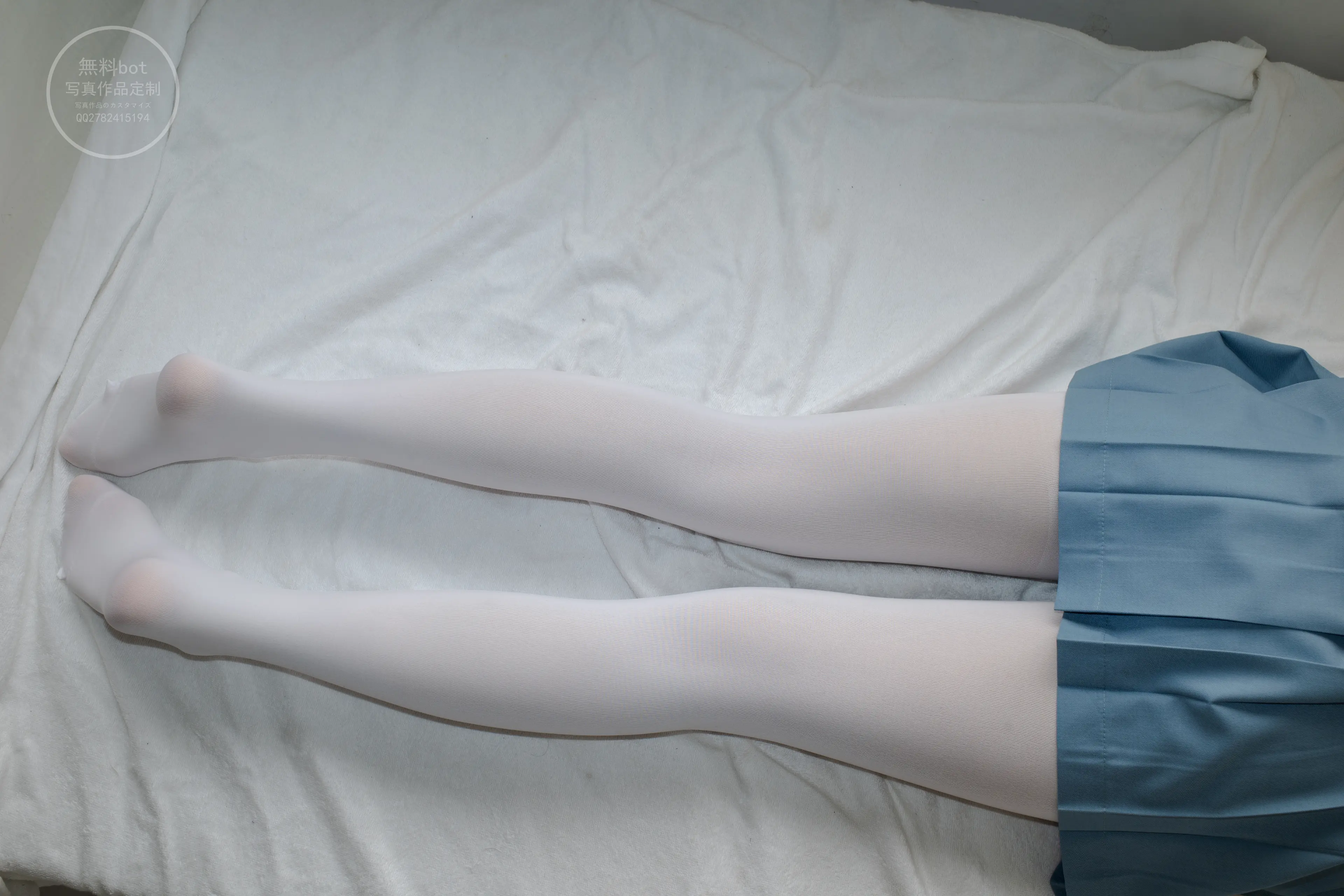 森萝财团 有料 小香 阴暗小房间里的白丝双马尾萝莉 [84P]