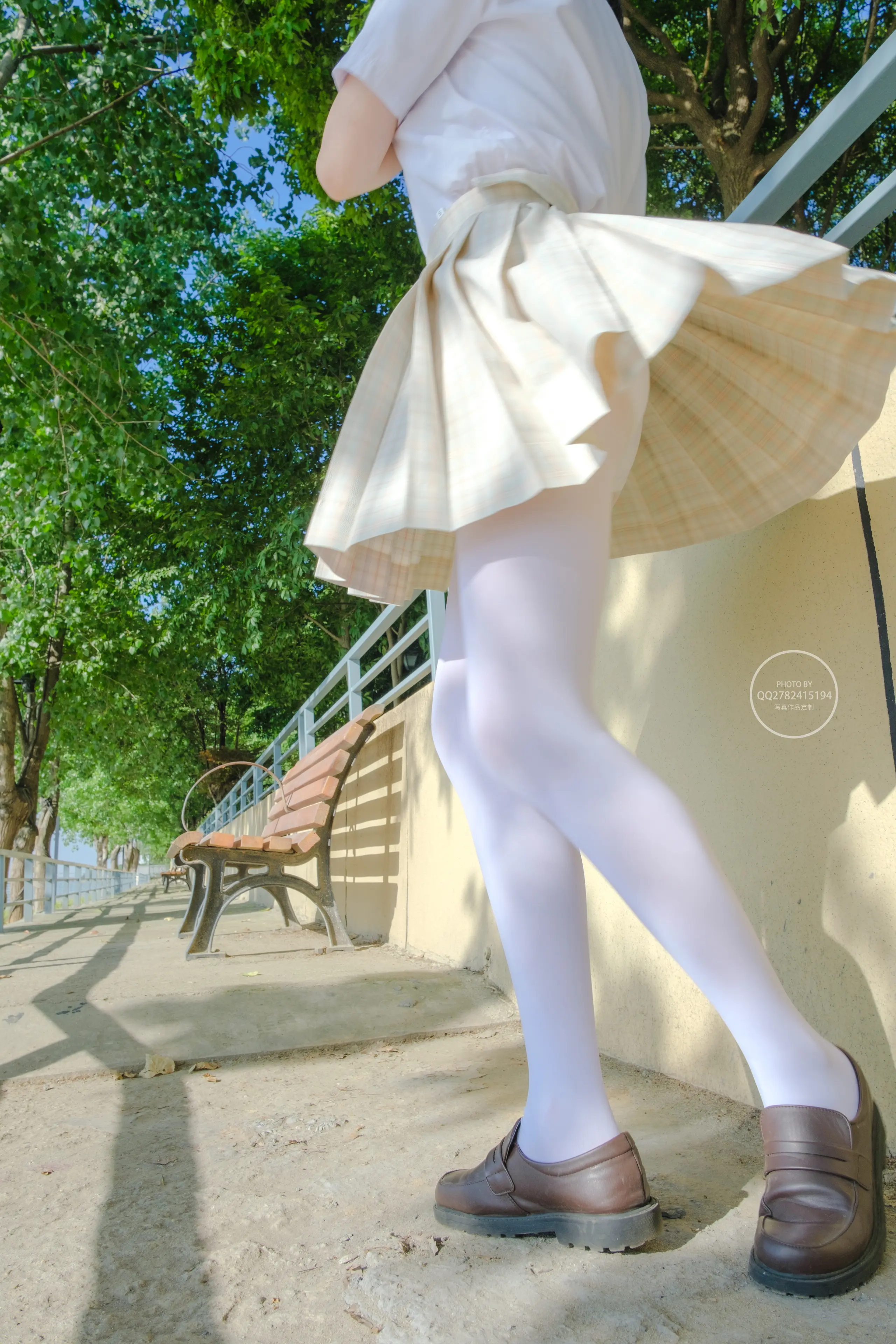 森萝财团 有料 海边JK制服白丝 [95P]