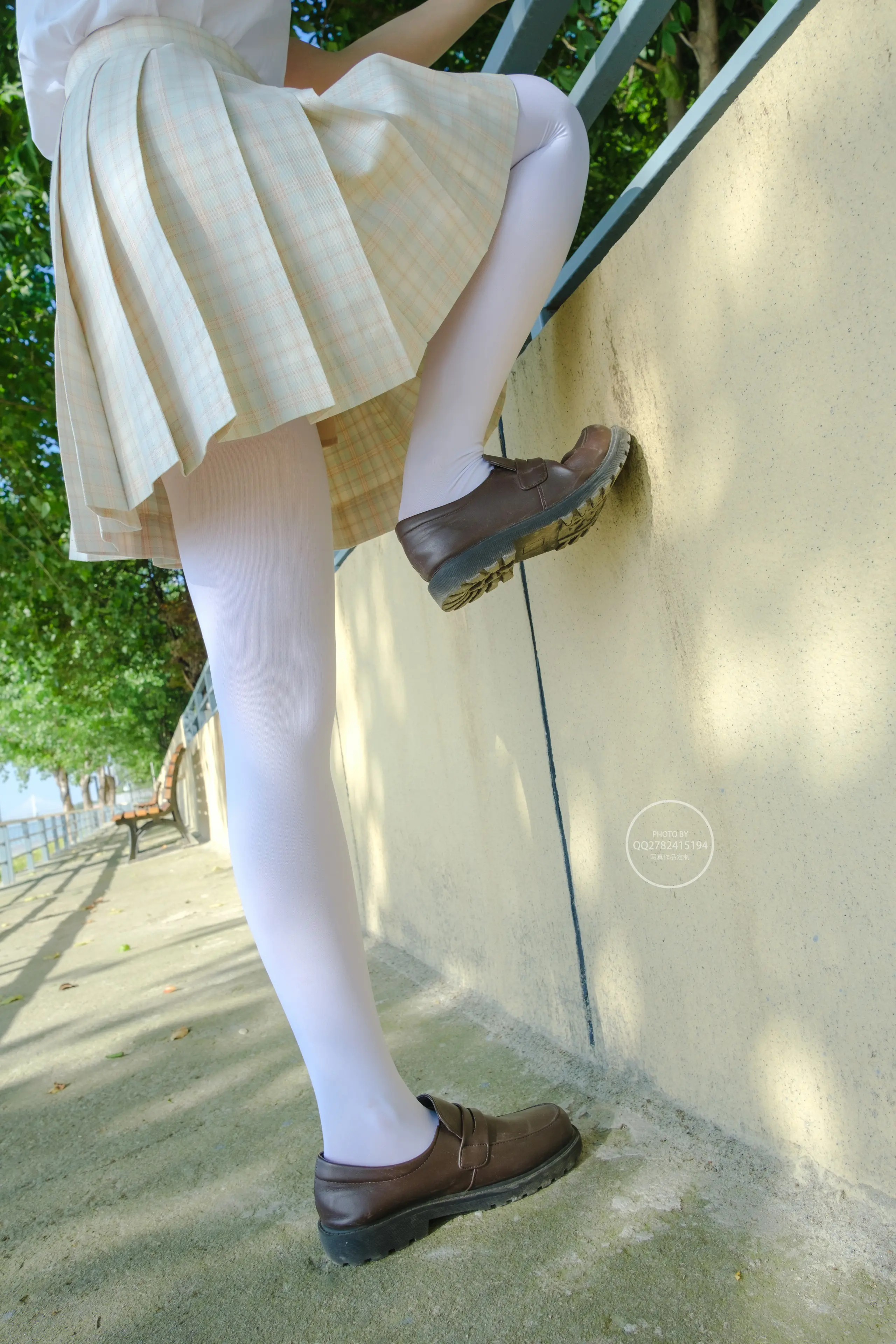 森萝财团 有料 海边JK制服白丝 [95P]