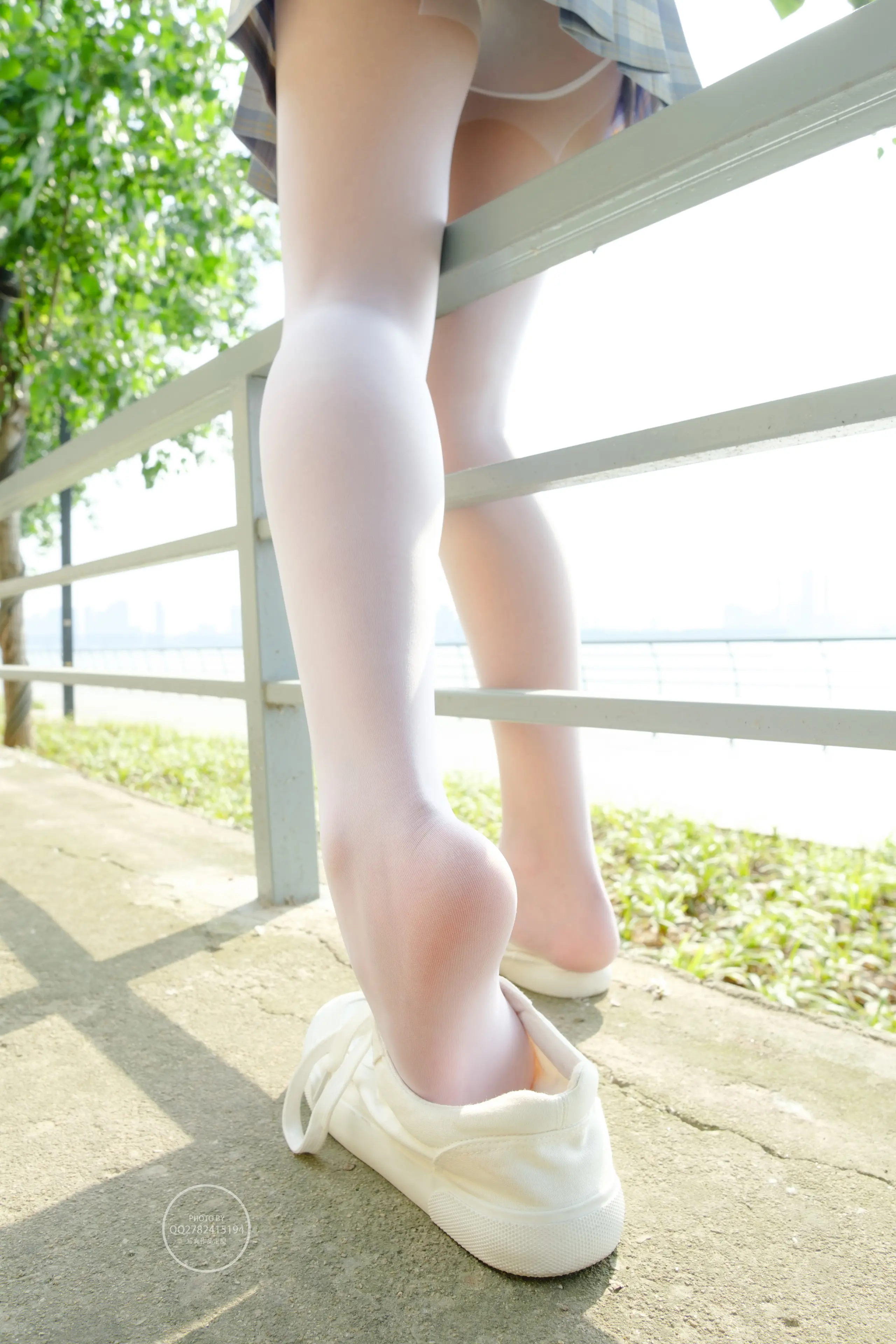 森萝财团 有料 百褶裙白 [85P]