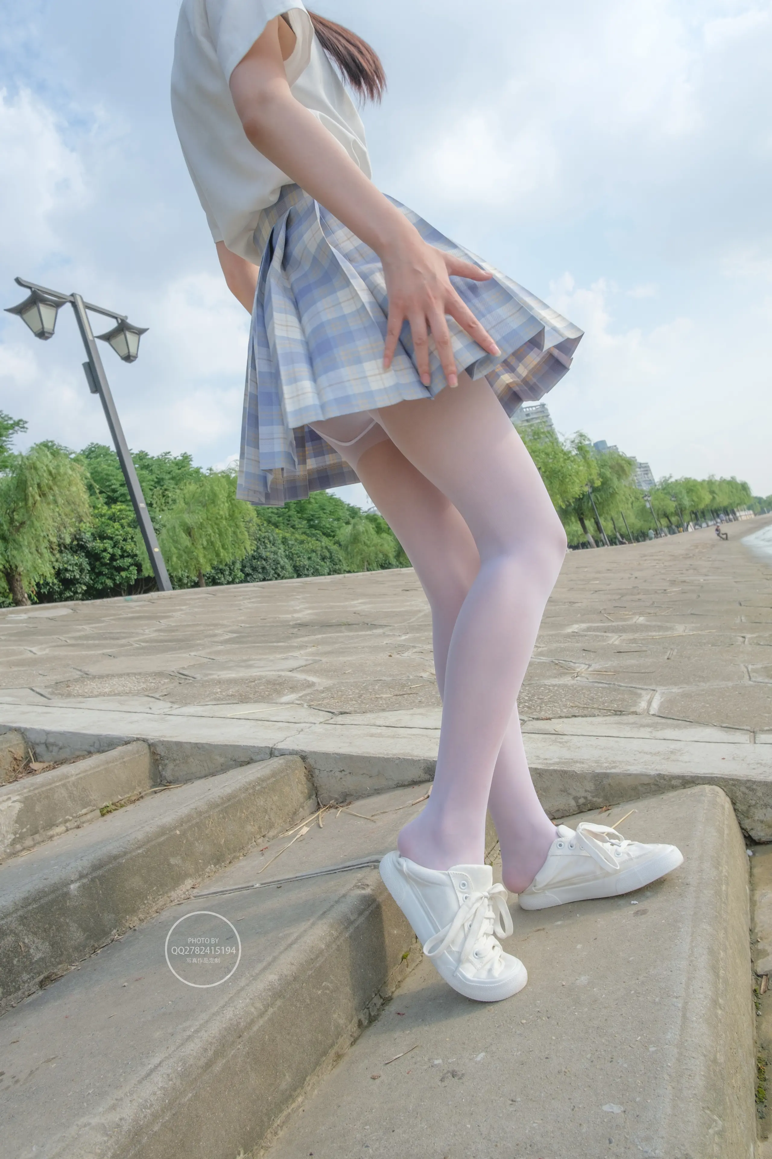 森萝财团 有料 百褶裙白 [85P]