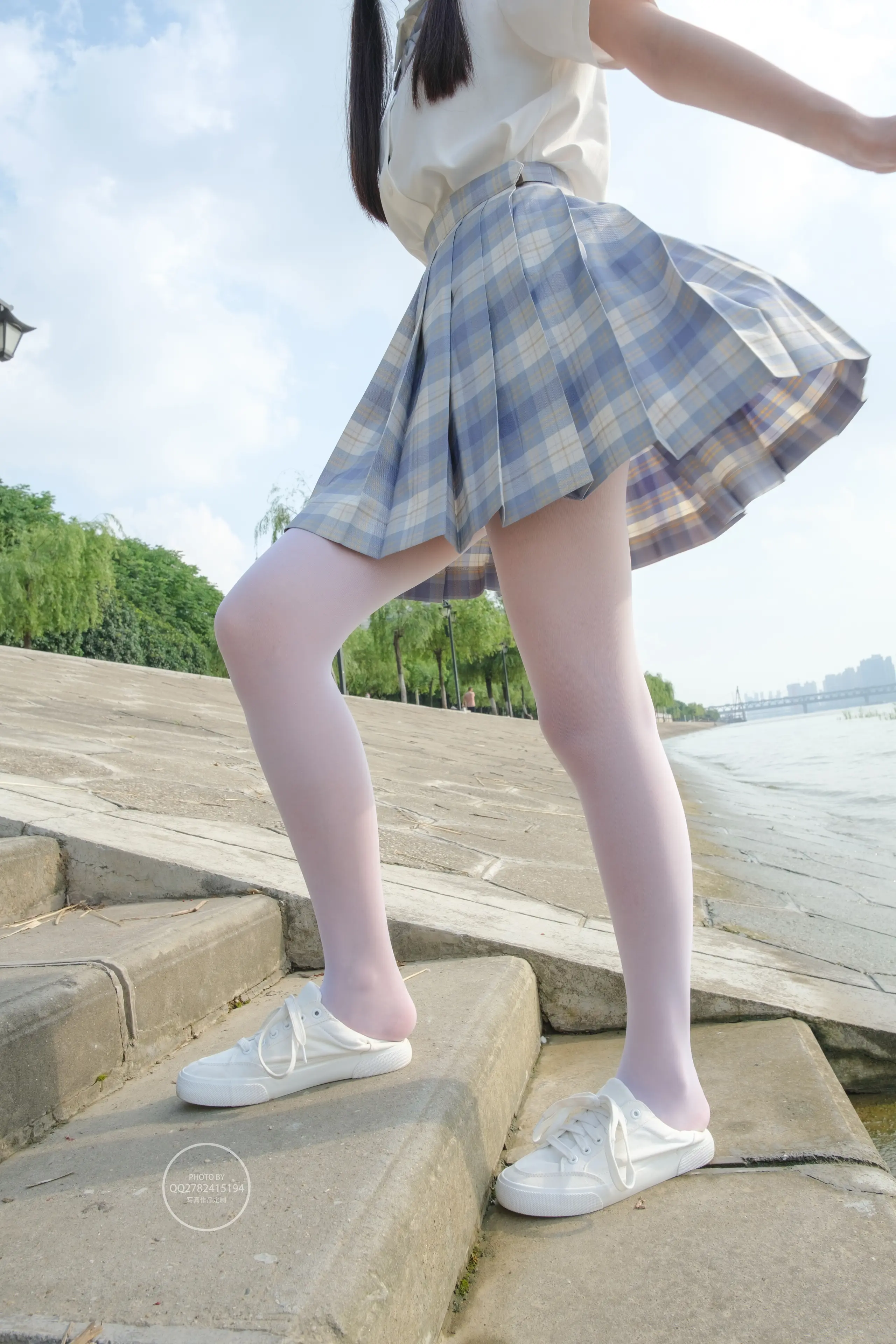 森萝财团 有料 百褶裙白 [85P]