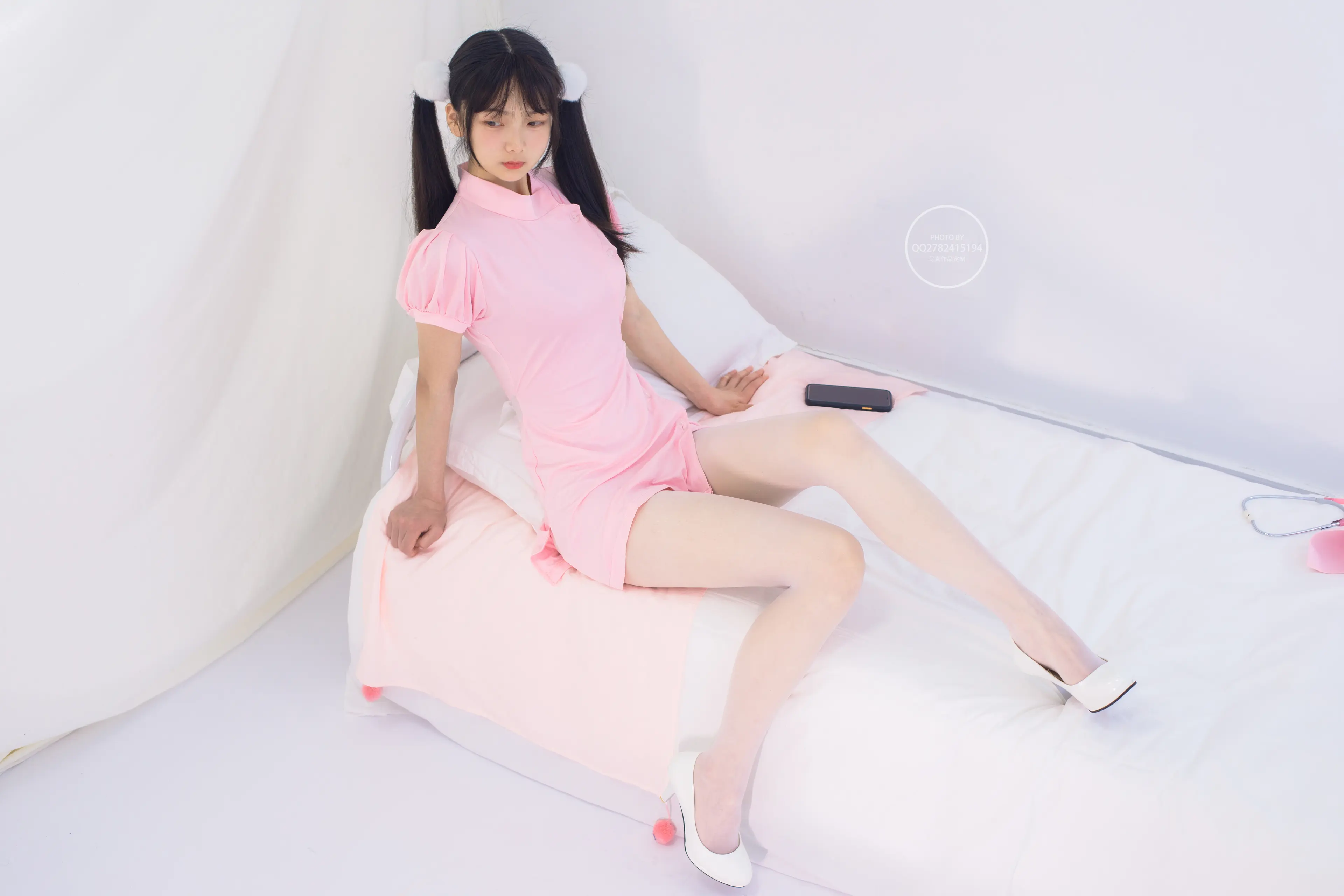 森萝财团 有料 粉嫩护士服白丝 [62P]