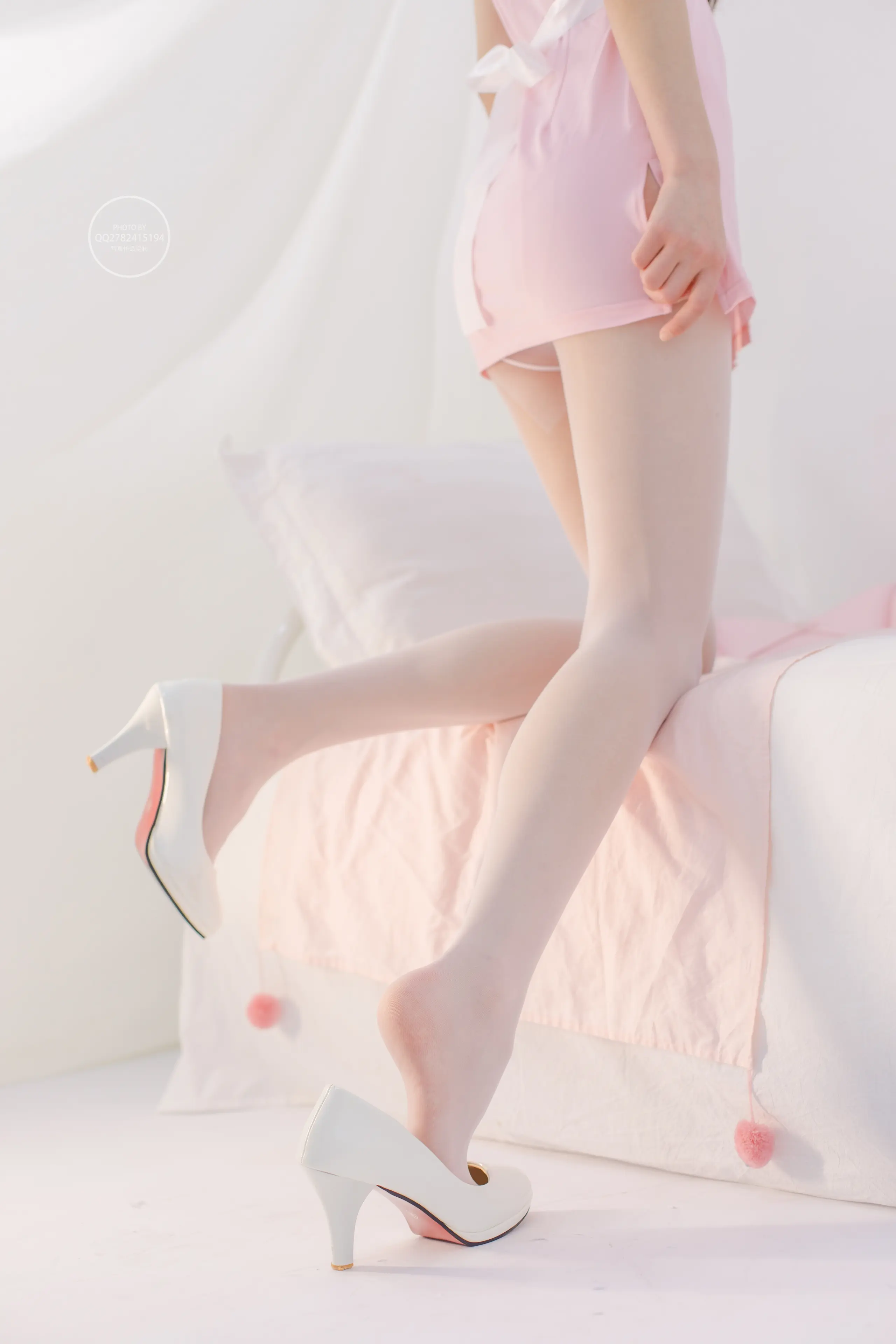 森萝财团 有料 粉嫩护士服白丝 [62P]