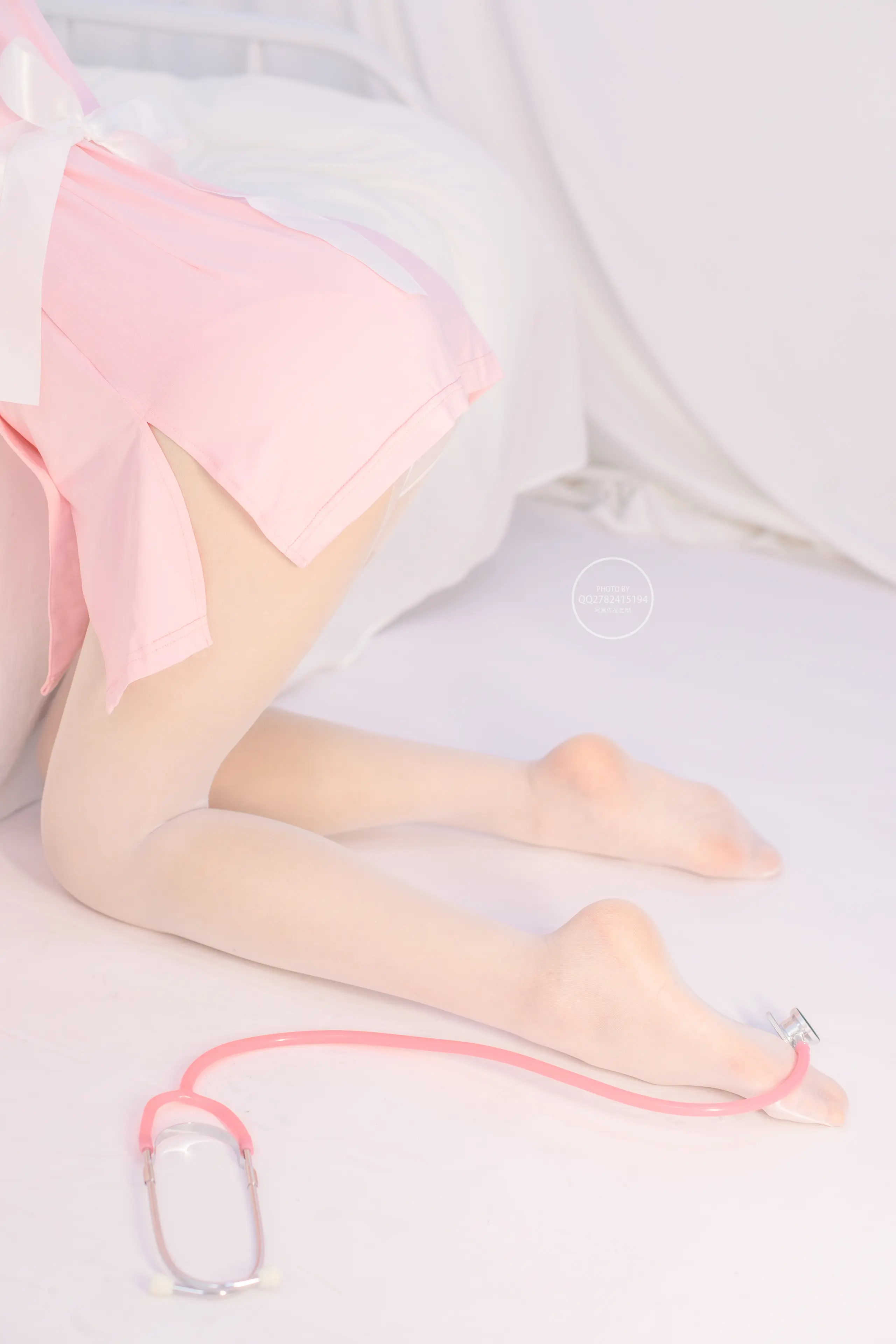 森萝财团 有料 粉嫩护士服白丝 [62P]