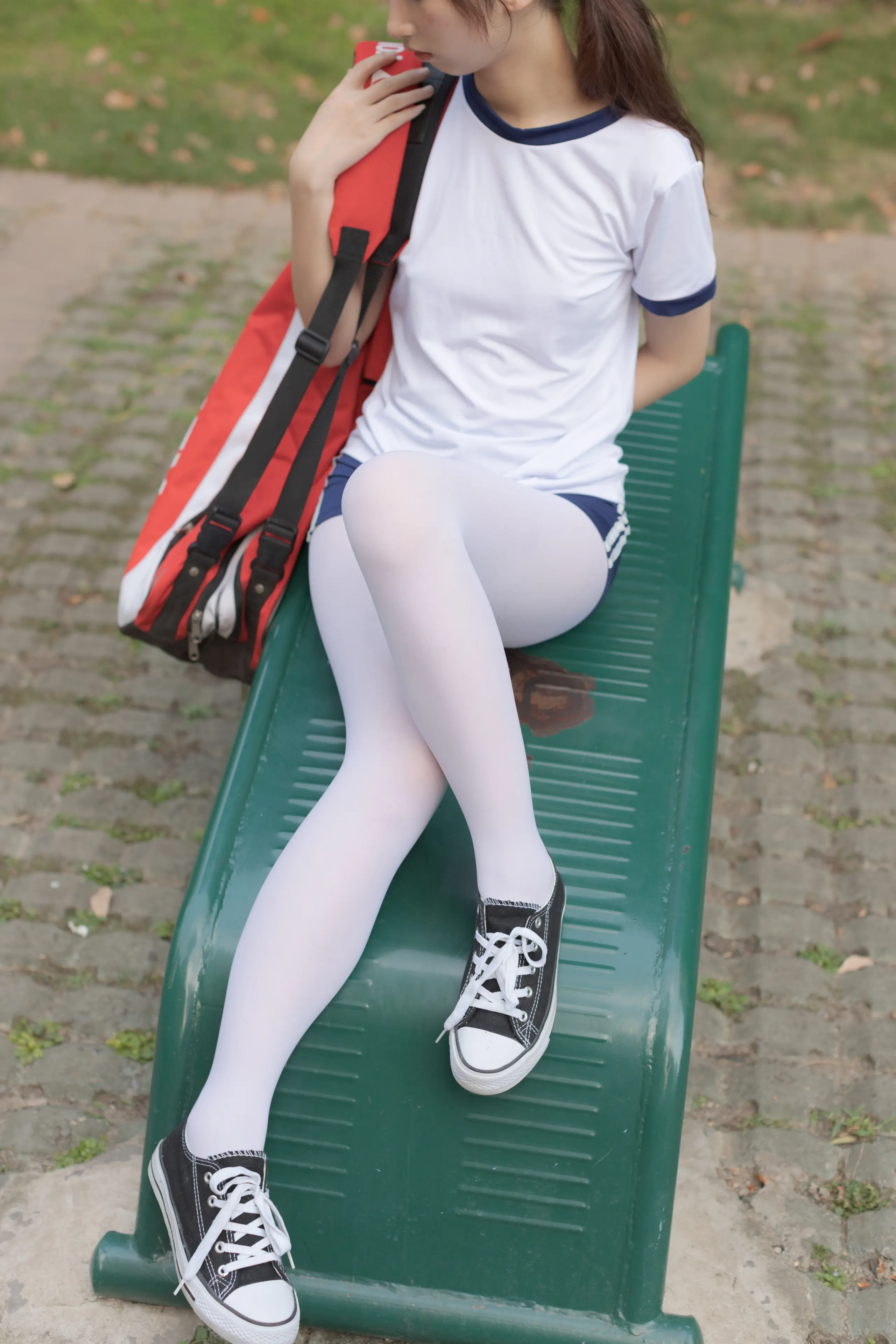 森萝财团 無料 健身少 [19P]