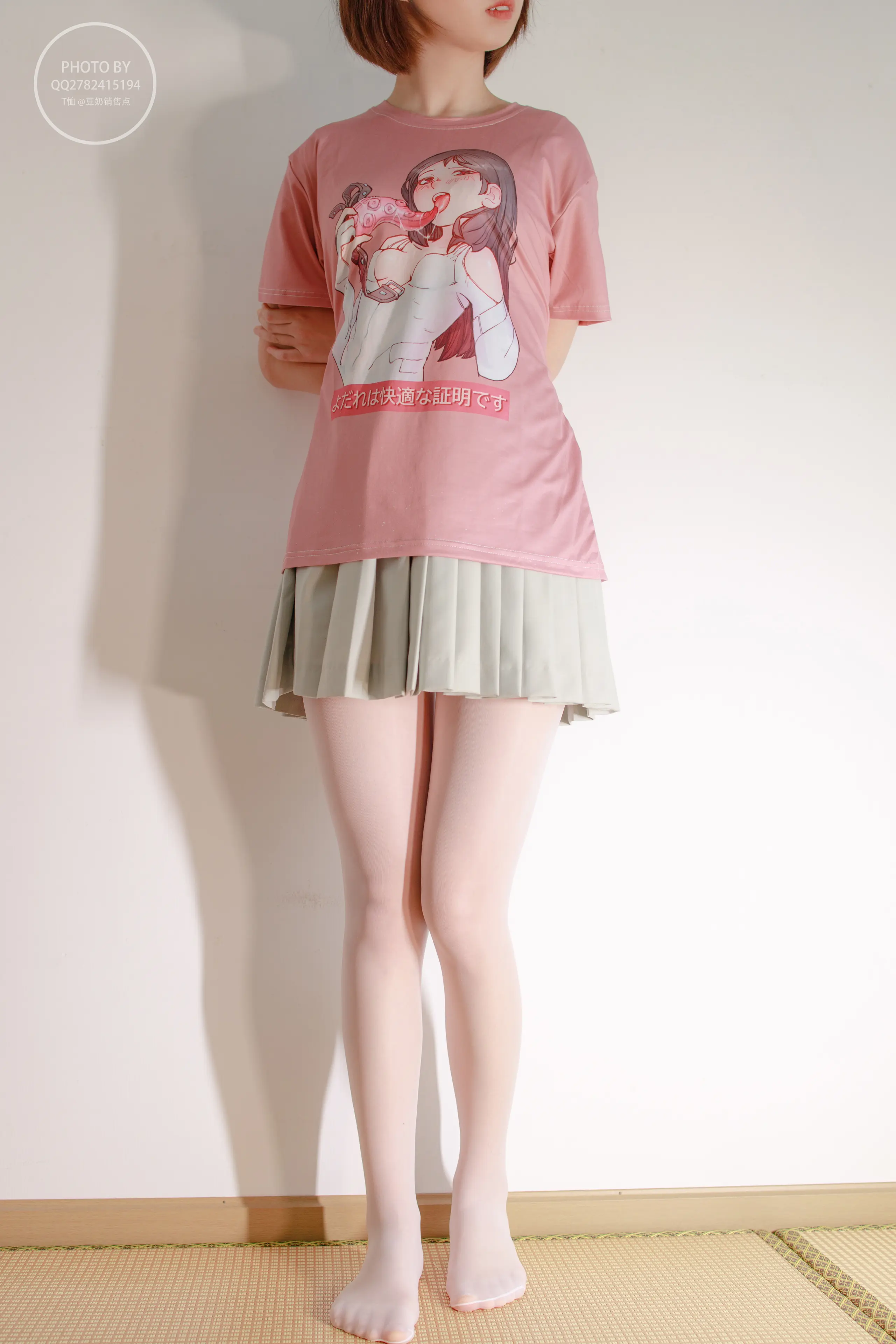 森萝财团 無料 凉席上的白丝美少 [40P]