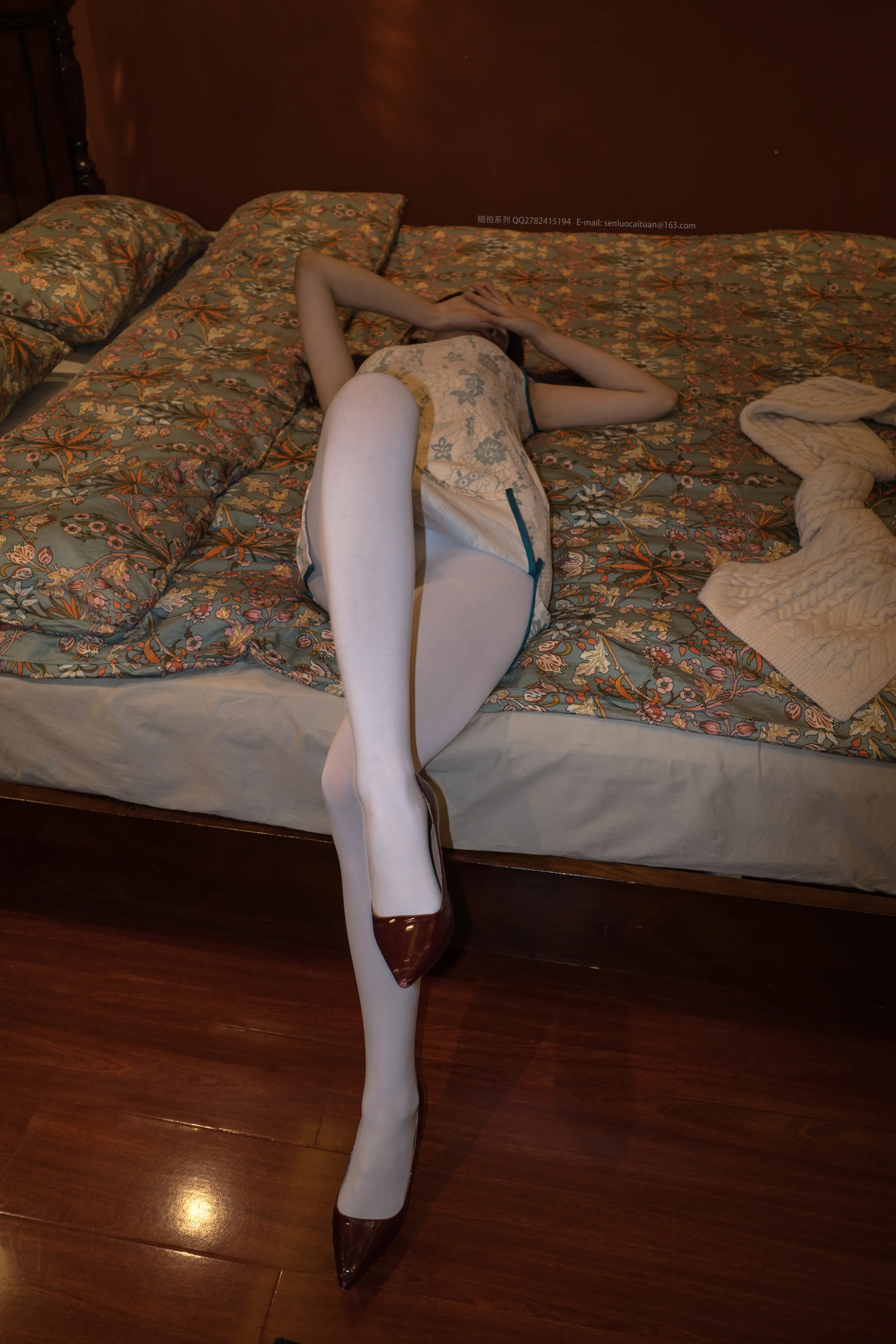 森萝财团 番外 001 小香 白丝80D [77P]