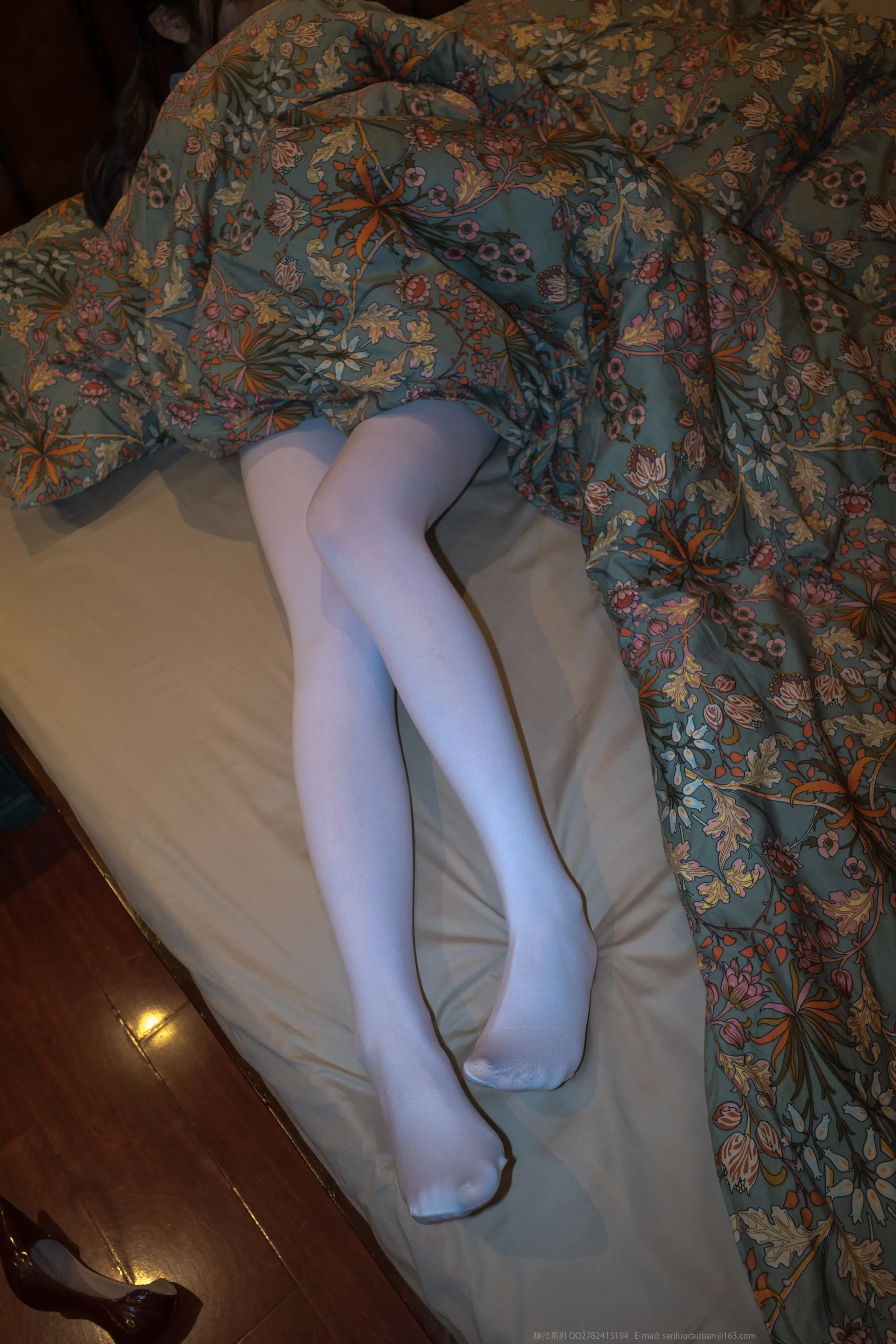 森萝财团 番外 001 小香 白丝80D [77P]