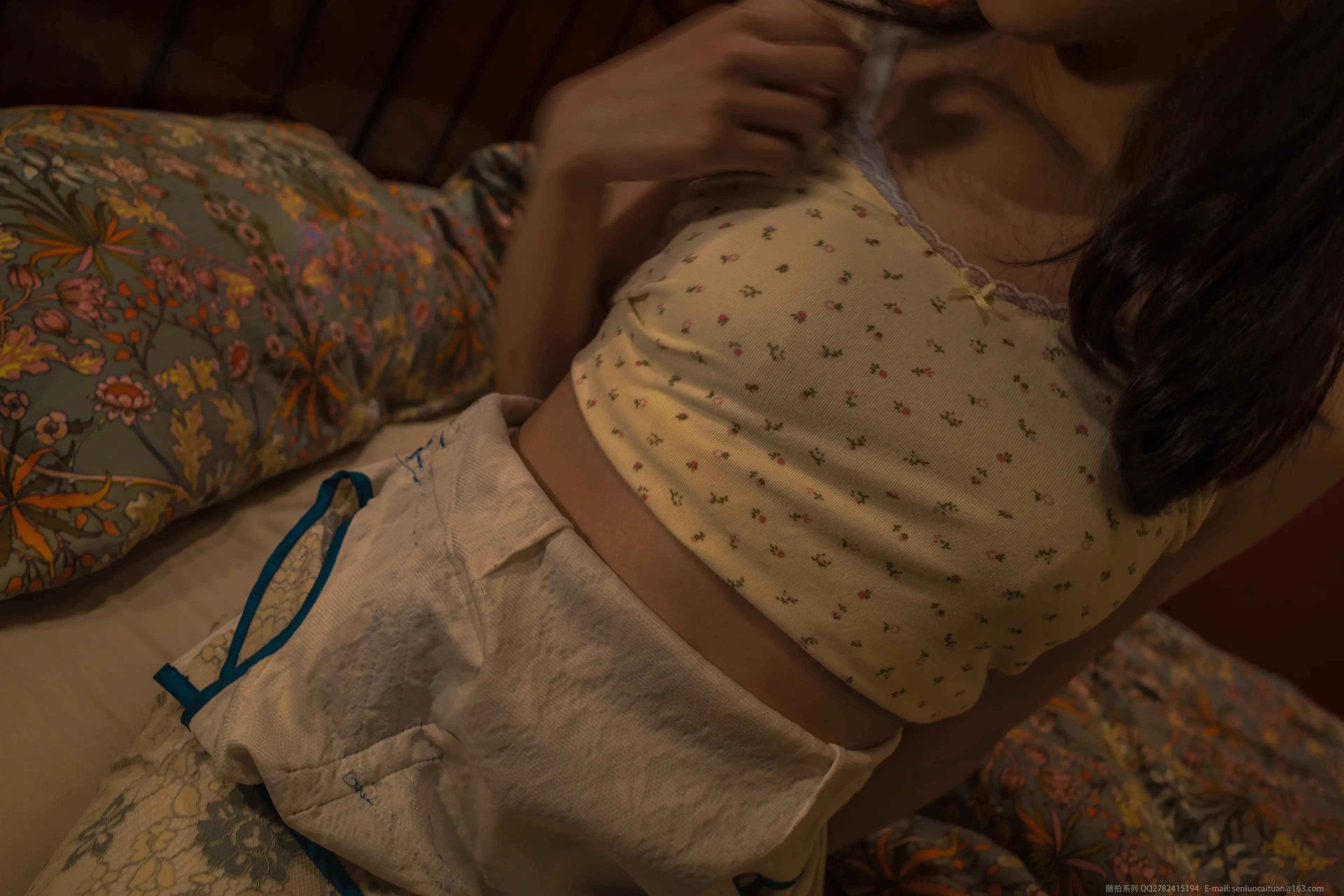 森萝财团 番外 001 小香 白丝80D [77P]