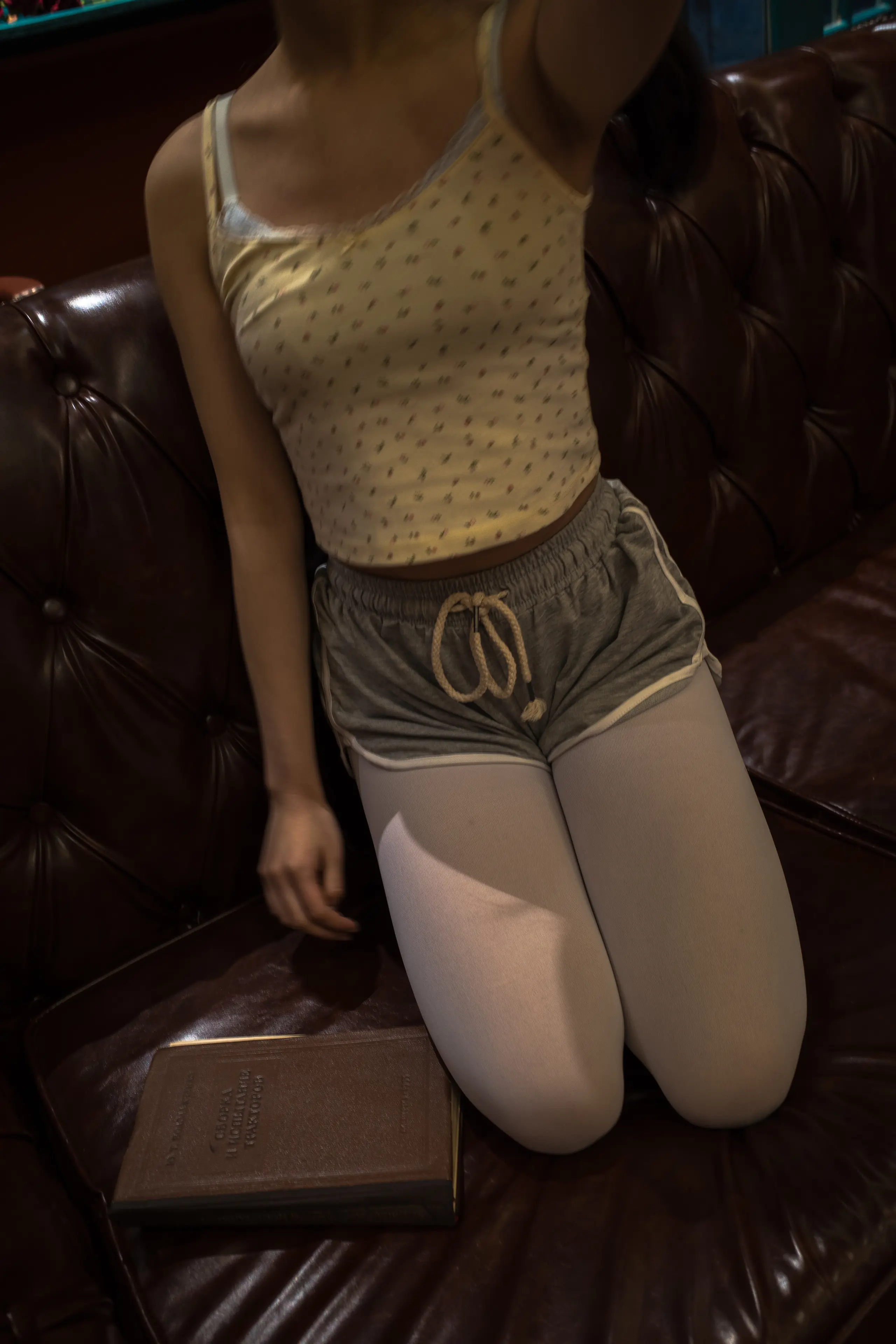 森萝财团 番外 001 小香 白丝80D [77P]