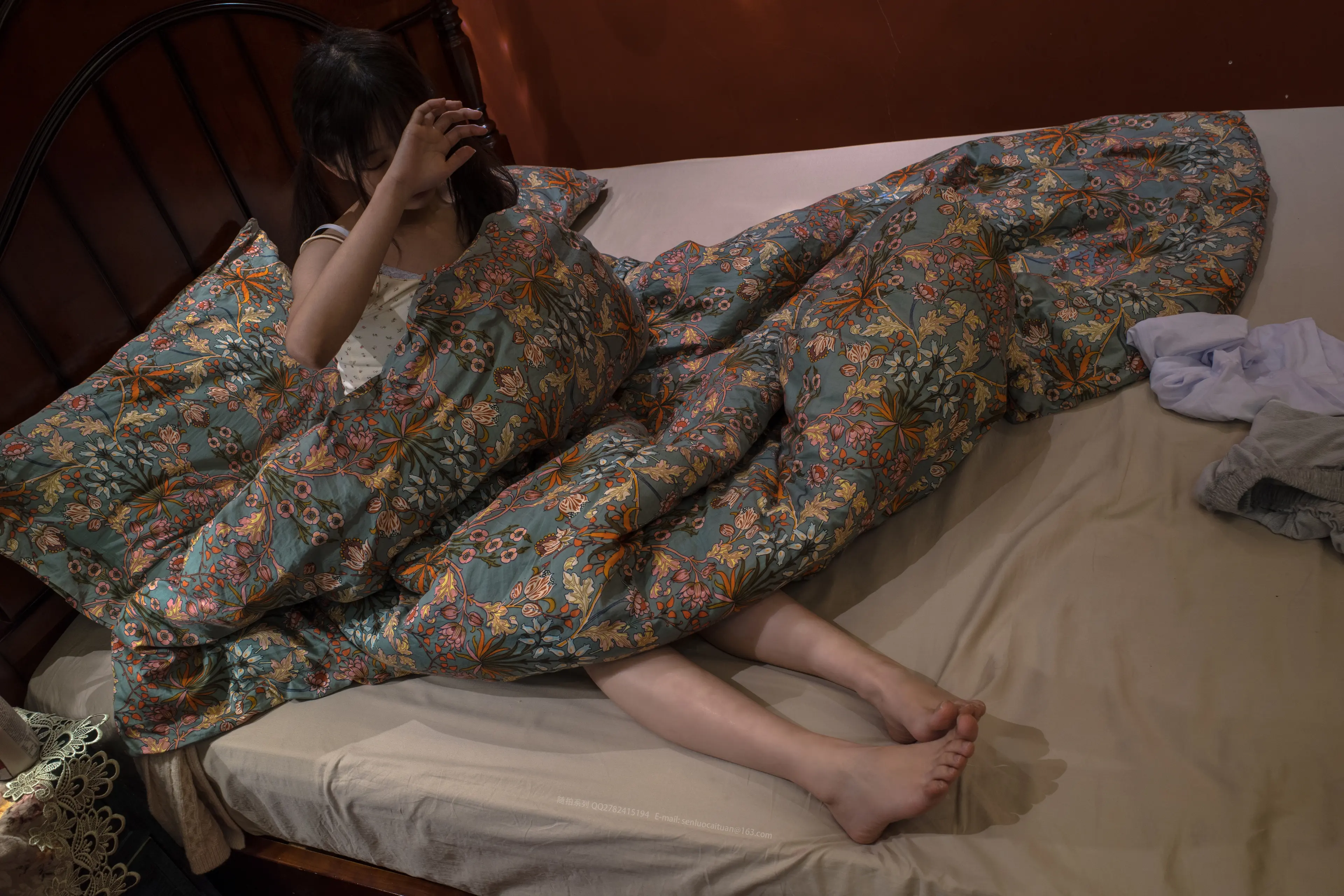 森萝财团 番外 001 小香 白丝80D [77P]