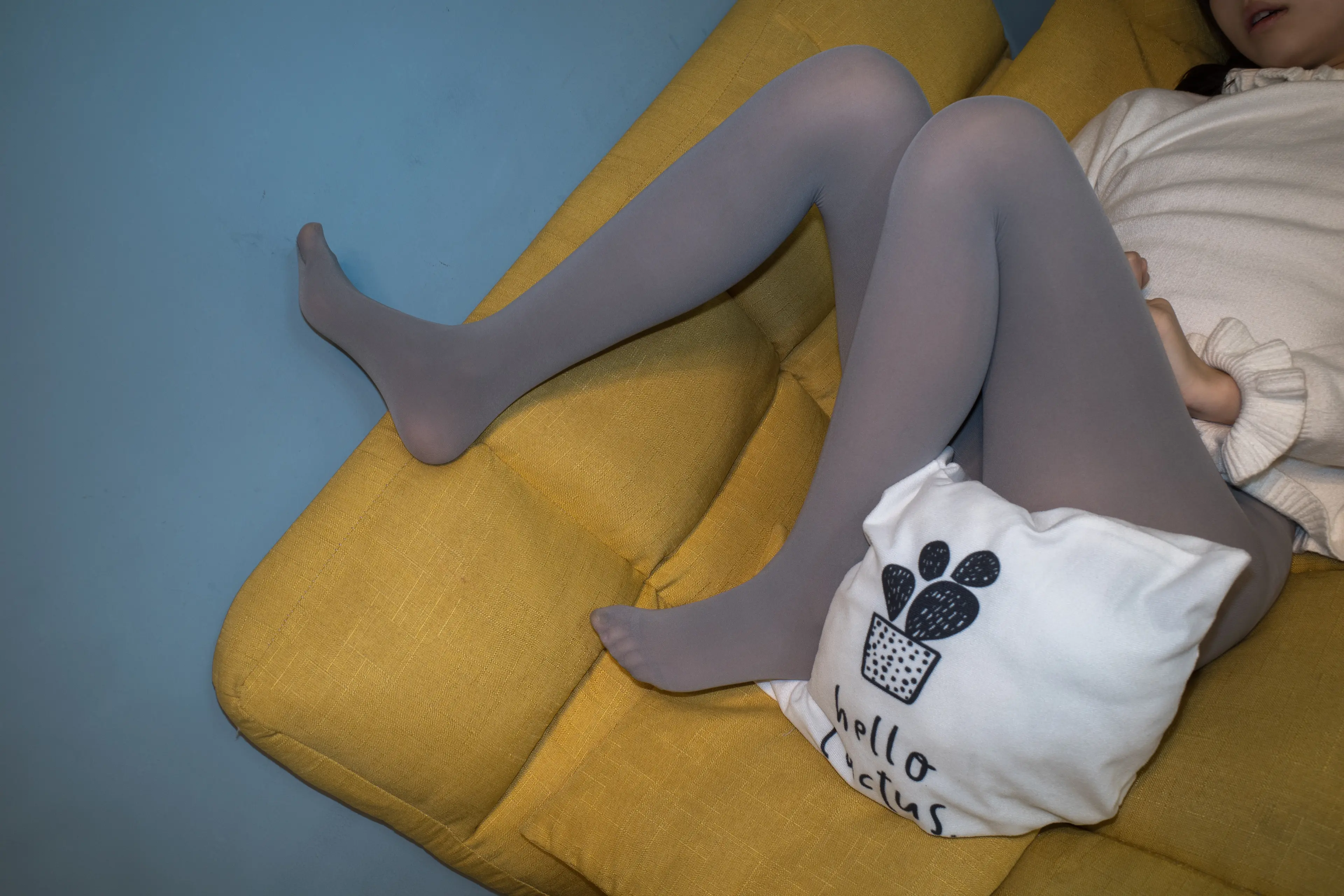 森萝财团 番外 002 小香 灰丝80D [92P]